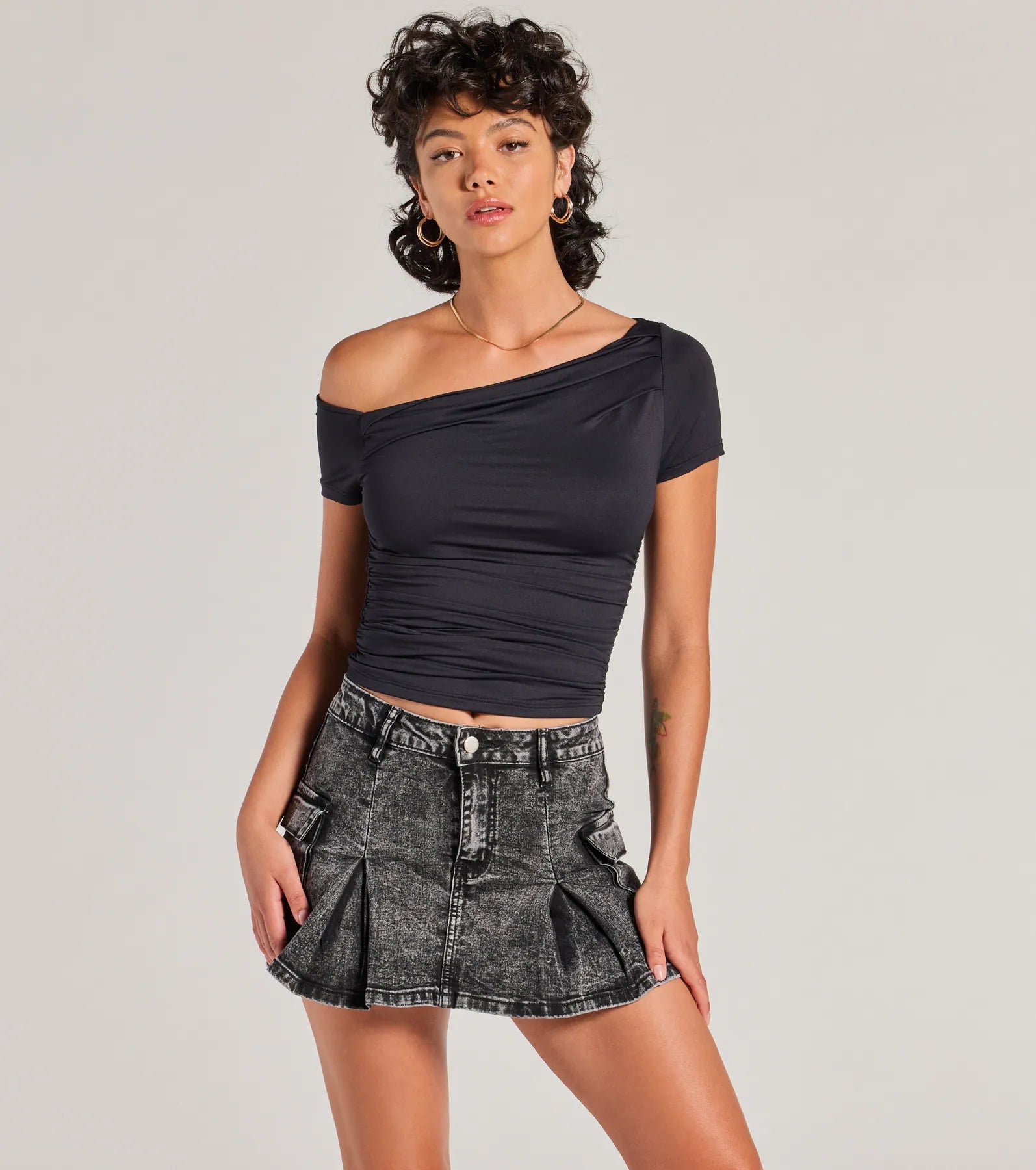 Premium Channel Cute Mid-Rise Pleated Denim Mini Skirt - Upgrade Your Style