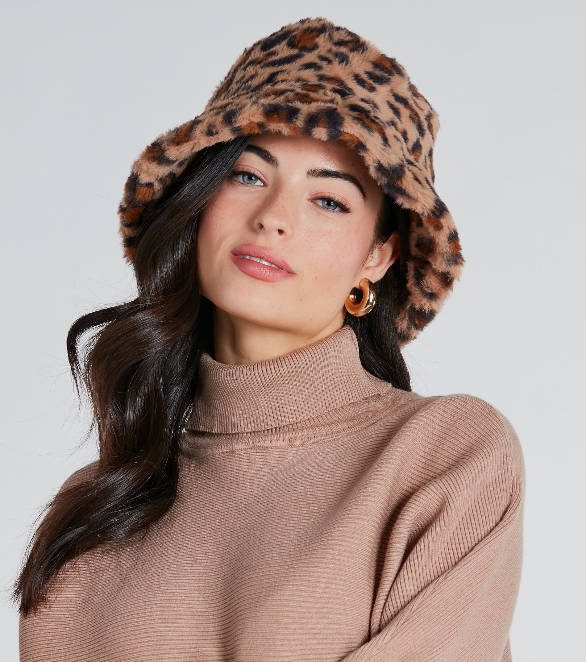 Premium Leopard Faux Fur Bucket Hat - Ultimate Style Statement