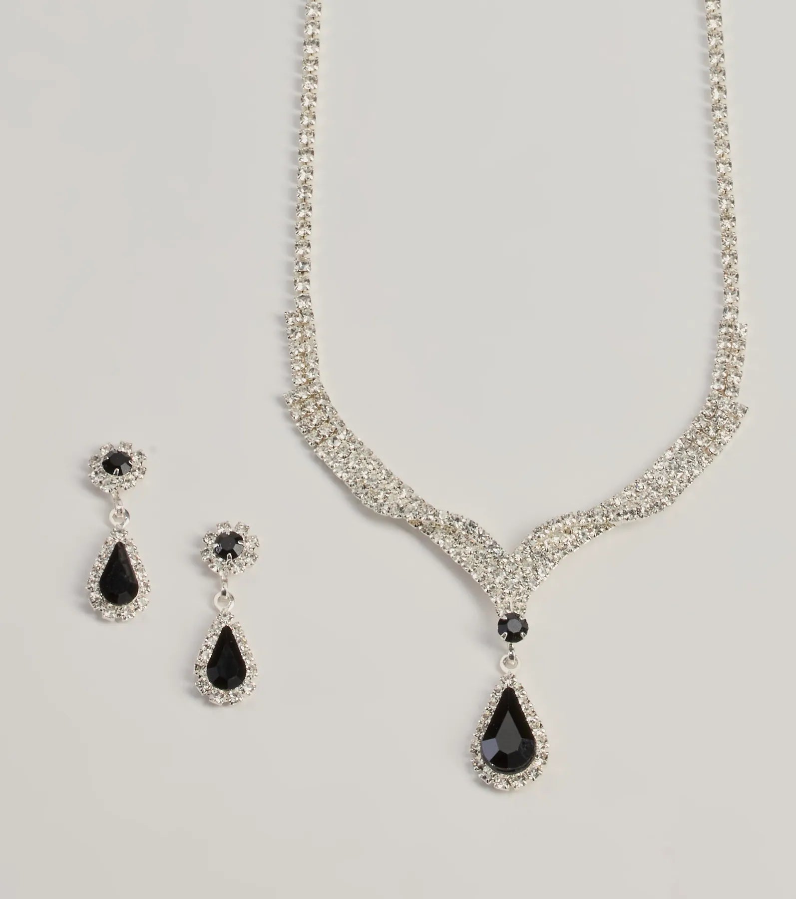 Premium Glamour Necklace & Earrings Set - Ultimate Elegance