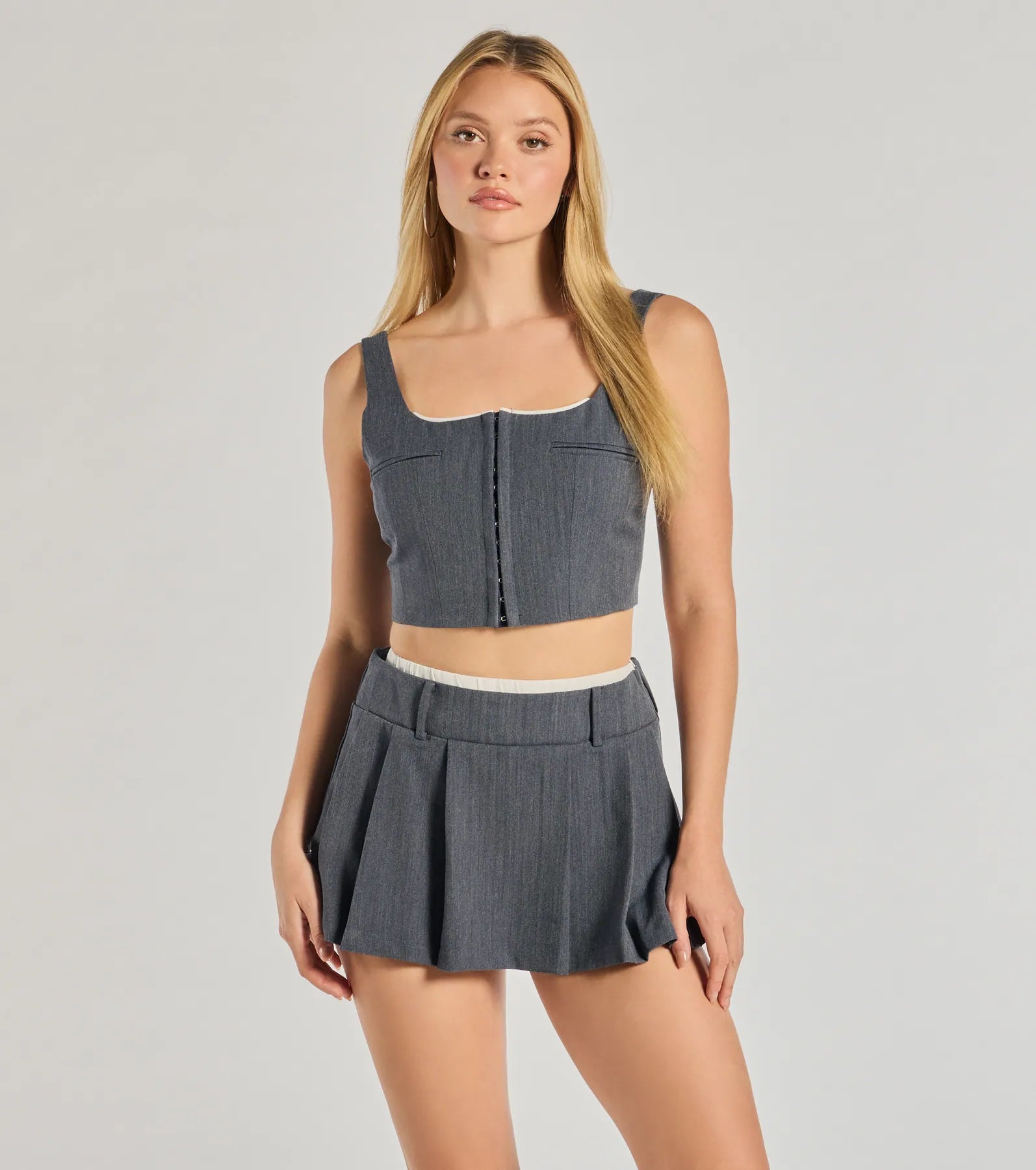 Ultimate Casual Square Neck Cropped Tank Top