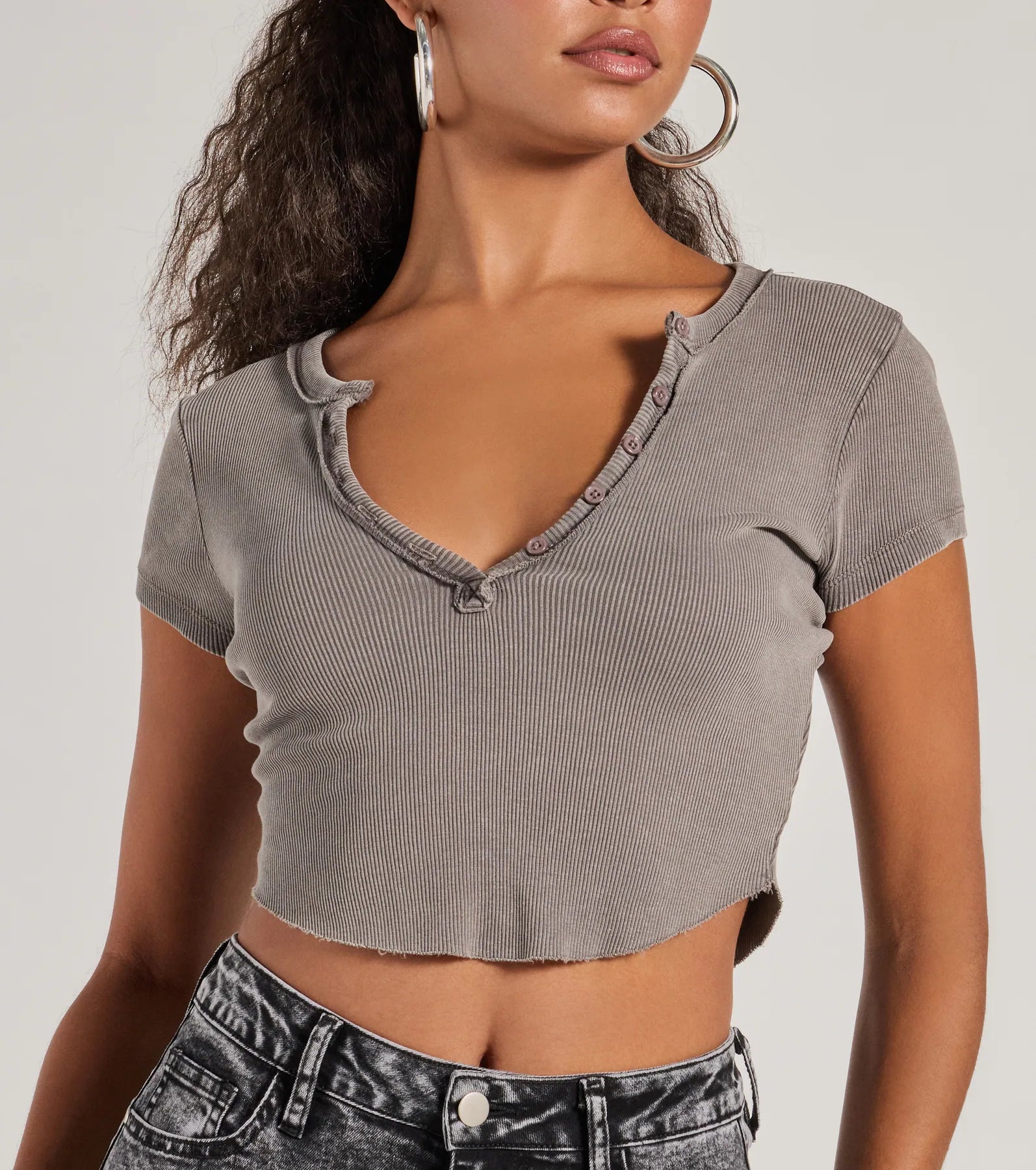 Premium Ribbed Knit Crop Top – Effortless Everyday Style