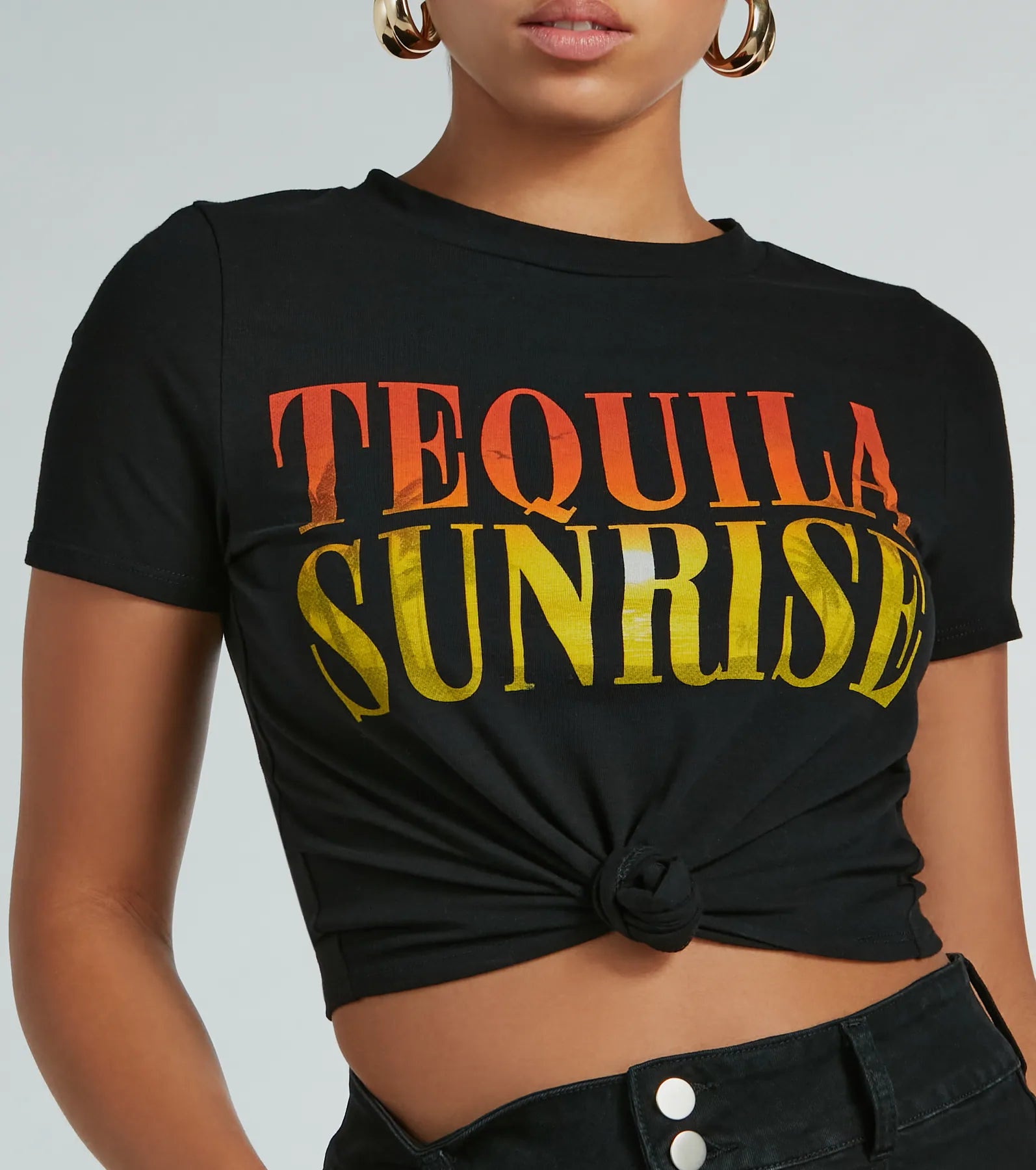 Premium Tequila Sunrise Graphic Crop Tee - Ultimate Summer Style