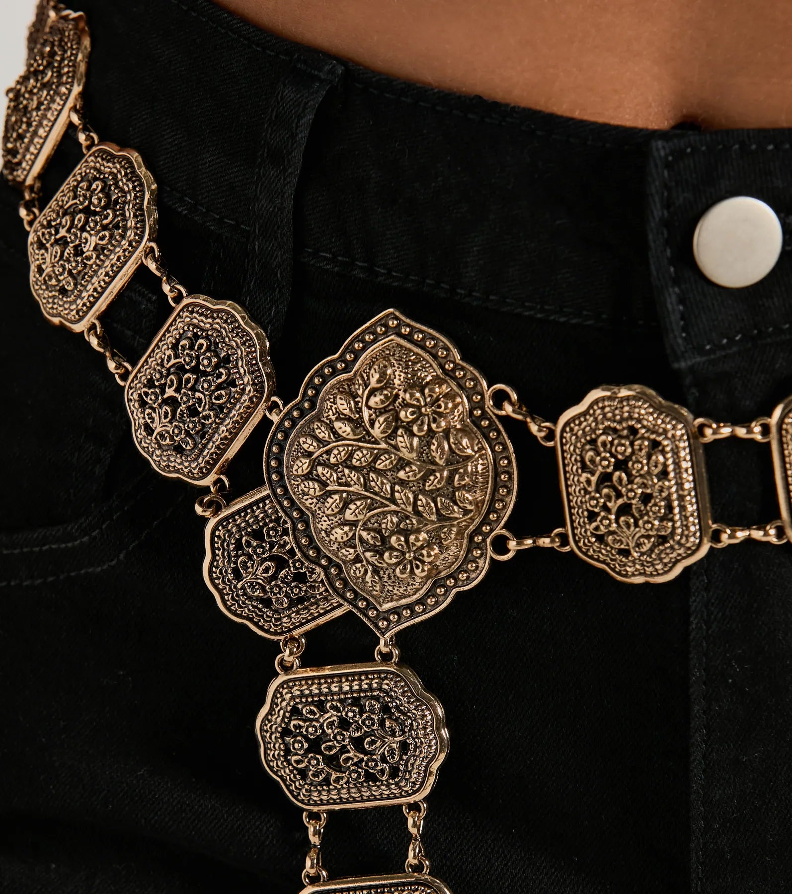 Premium Floral Etched Western Chain Belt - Ultimate Style Upgrade