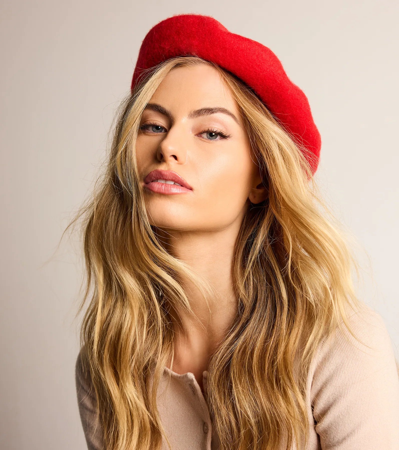Premium Parisian Wool Beret - Ultimate Chic Style