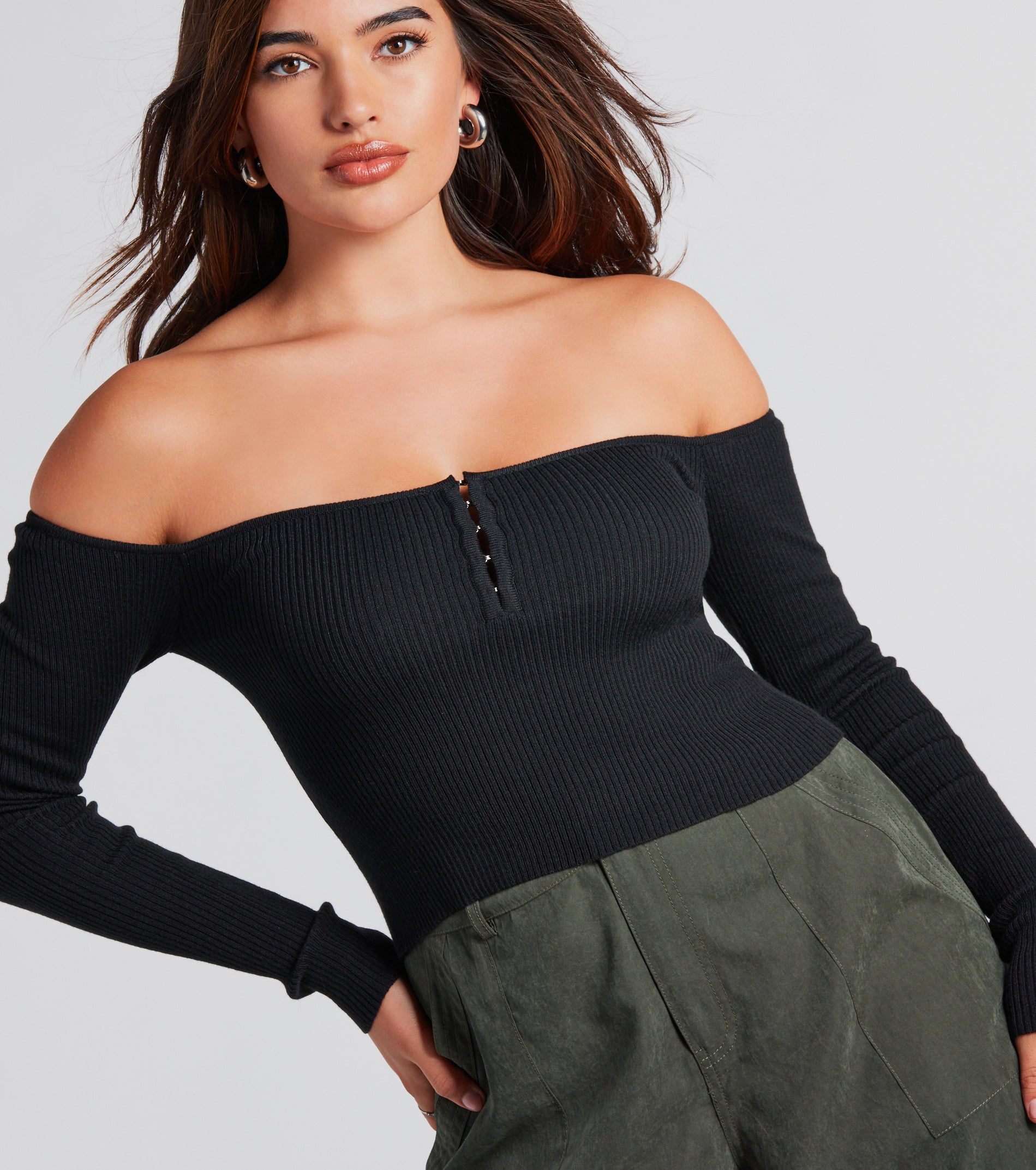 Ultimate Off-The-Shoulder Crop Top - Trendy & Chic