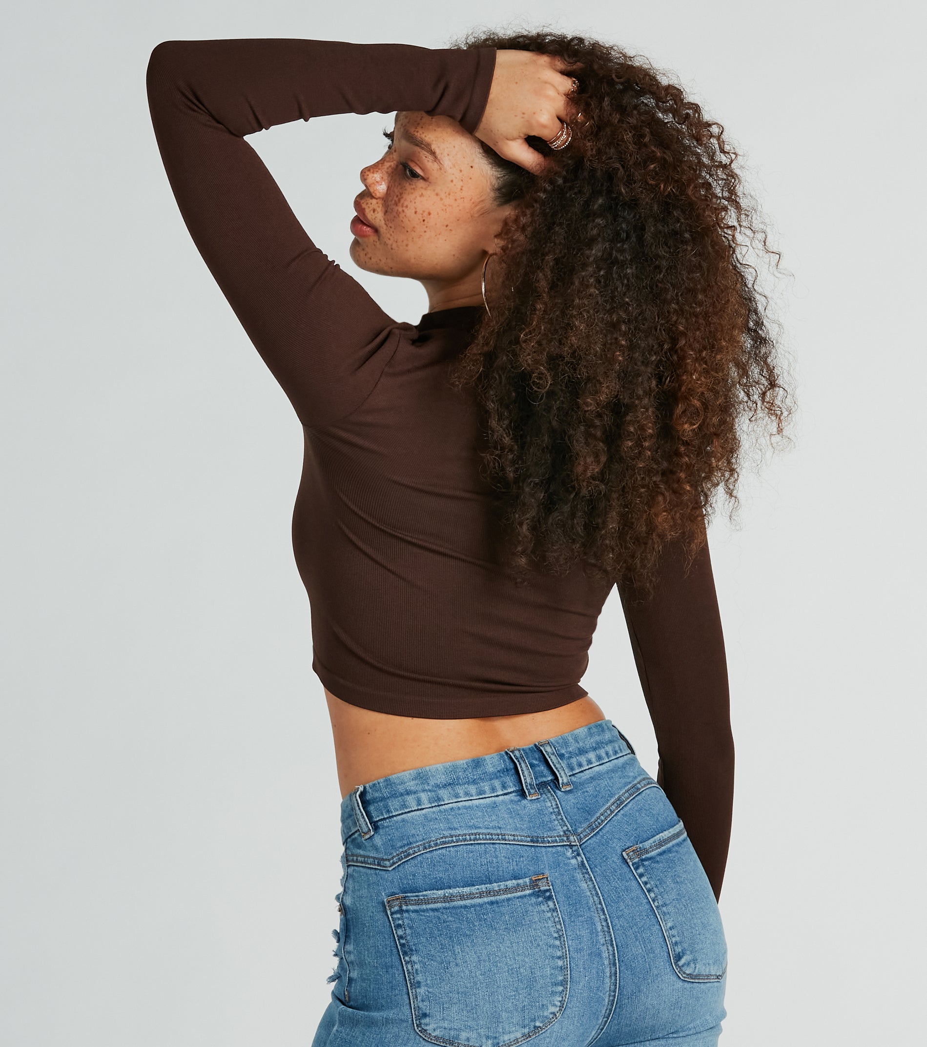 Ultimate Sporty Zipper Crop Top - Seamless & Stretchy
