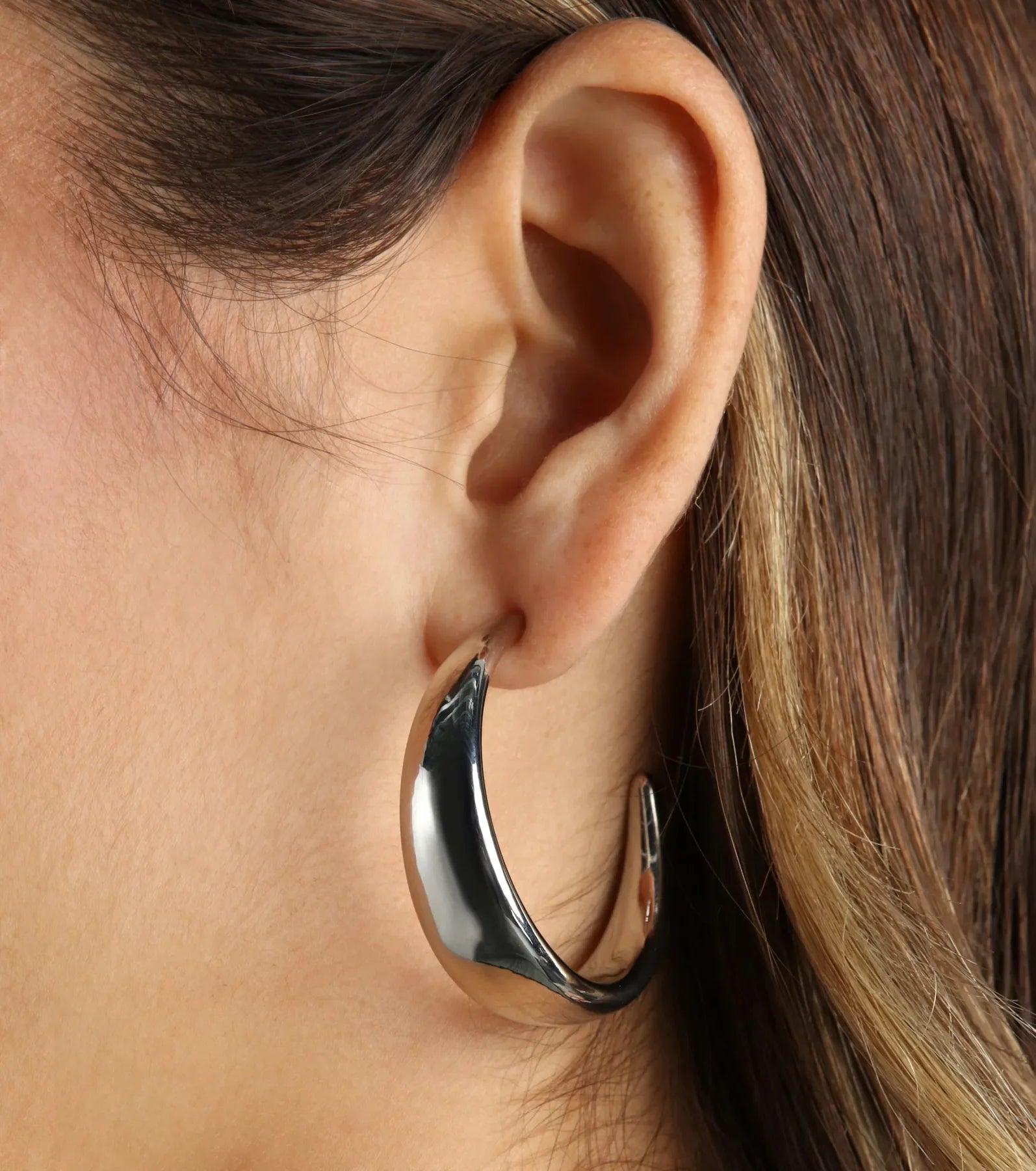 Premium Open-End Hoop Earrings - Elevated Classic Design