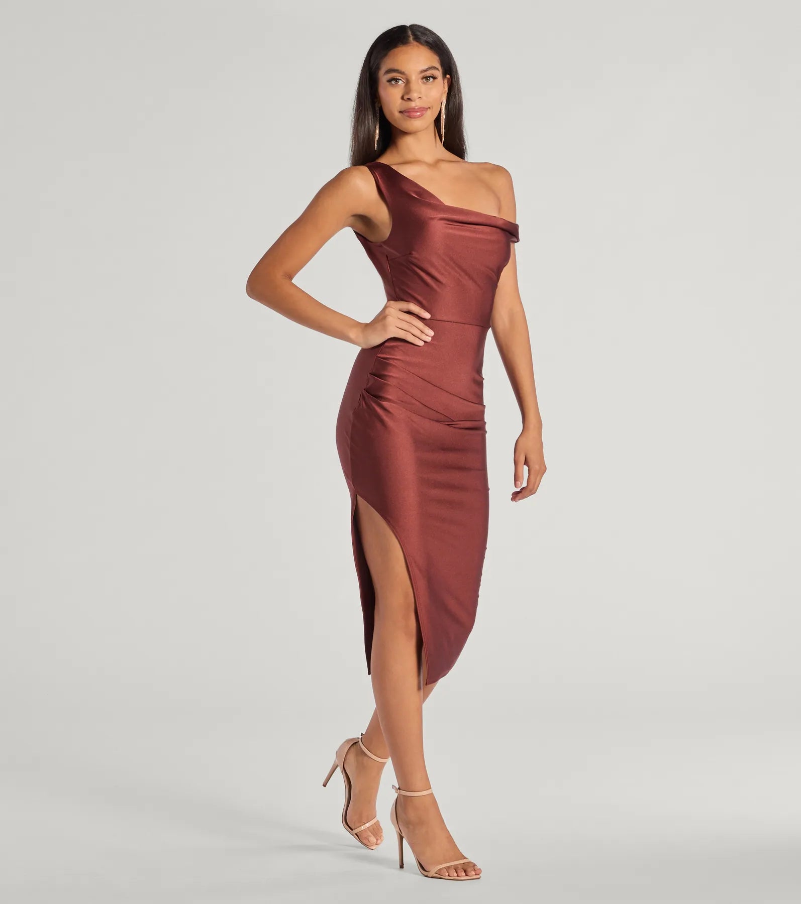 Ultimate Iconic Silhouette Off-Shoulder High Slit Midi Dress