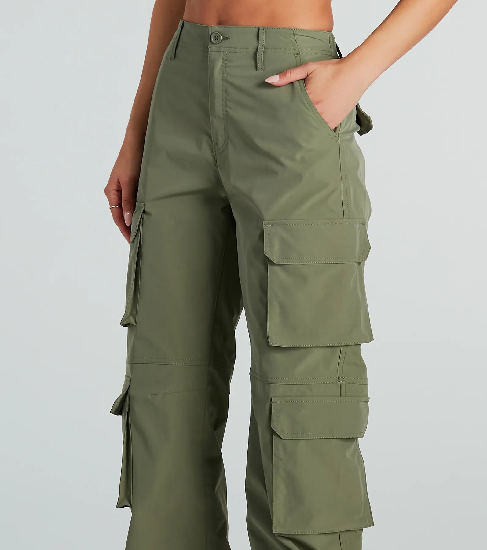 Ultimate High-Rise Cargo Pants - Stylish & Functional