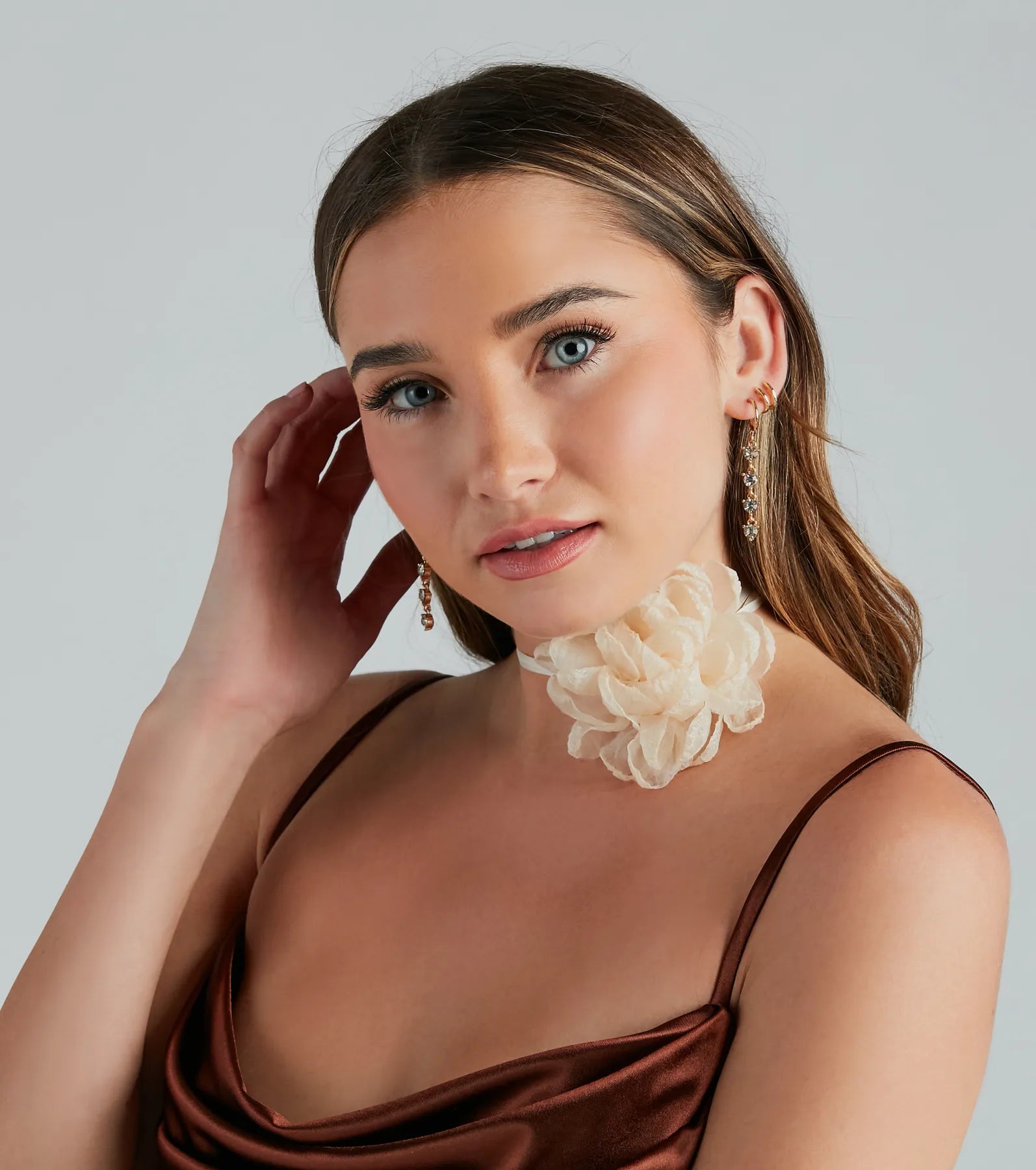 Premium Chic Rosette Choker Necklace – Ultimate Style Upgrade