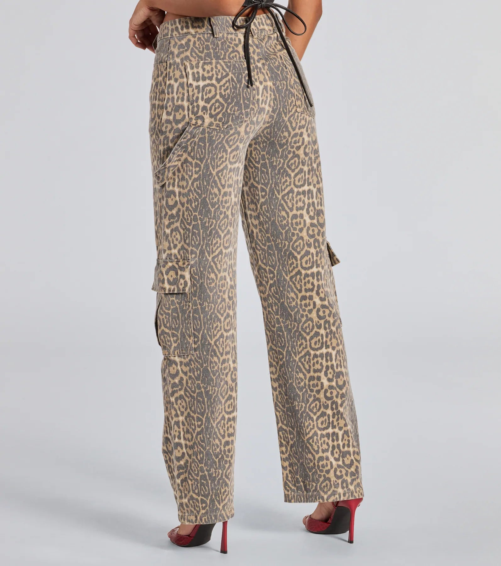 Ultimate It-Girl Leopard Print Cargo Jeans - Effortlessly Cool