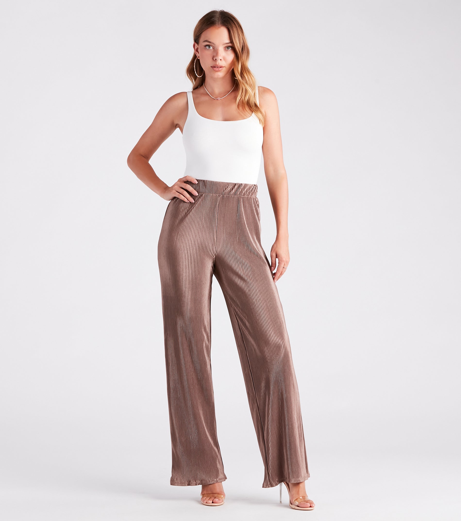 Premium Wide-Leg Pleated Pants for Work & Play