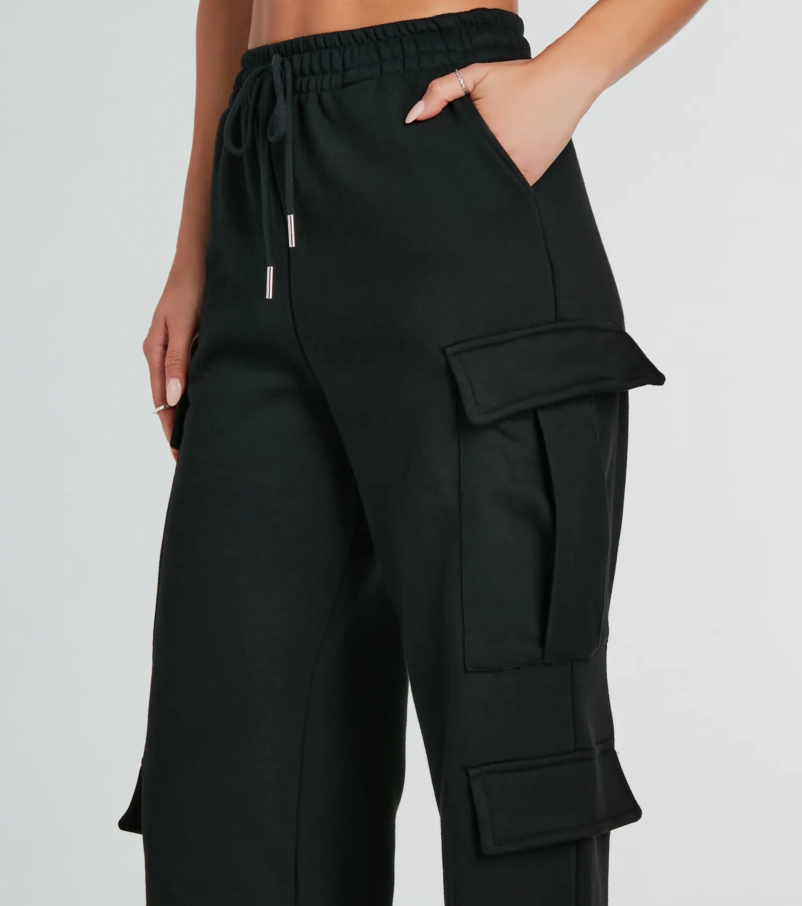 Premium Relaxation Wide-Leg Cargo Sweatpants