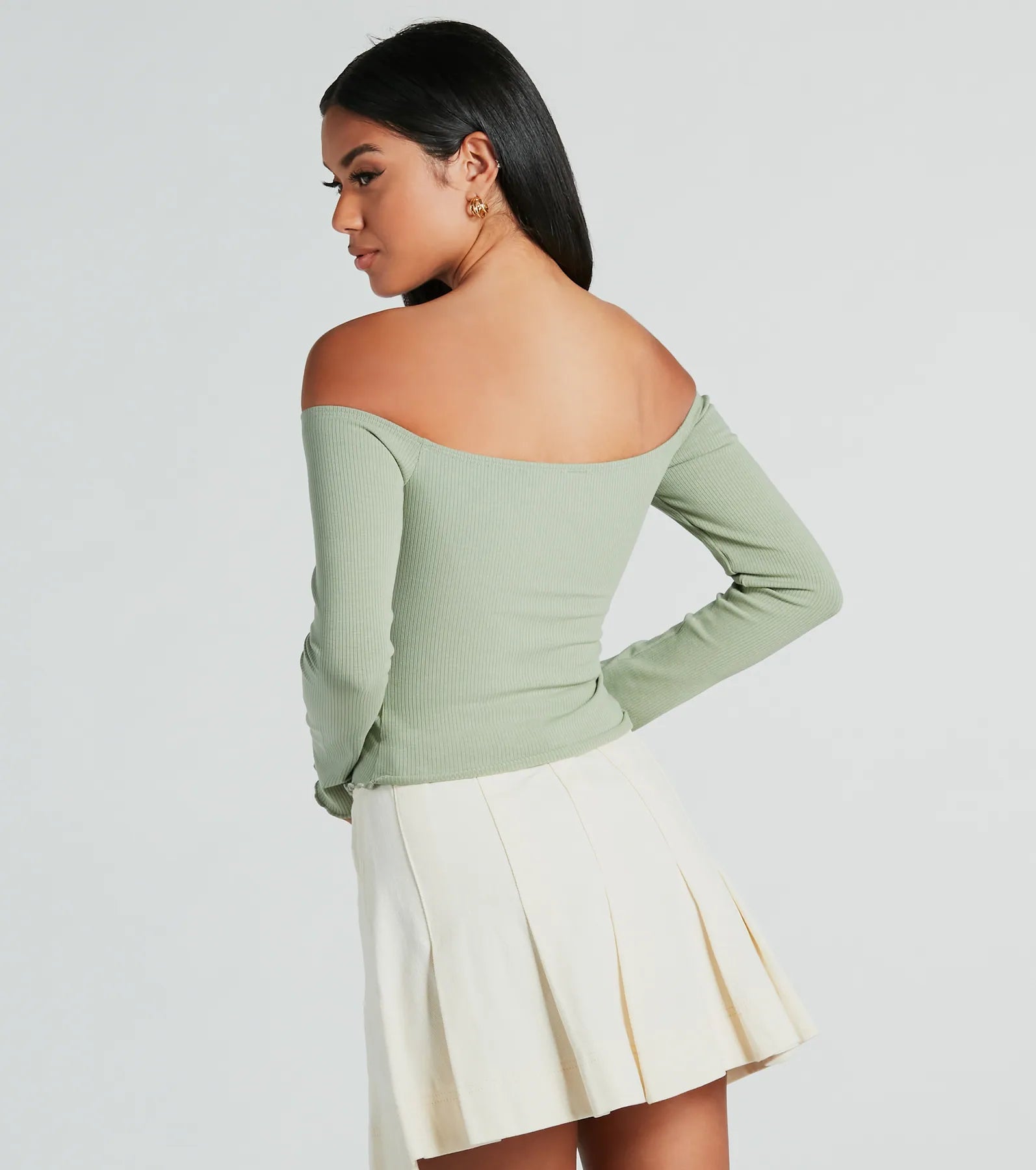 Ultimate Off-The-Shoulder Crop Top for Everyday Chic