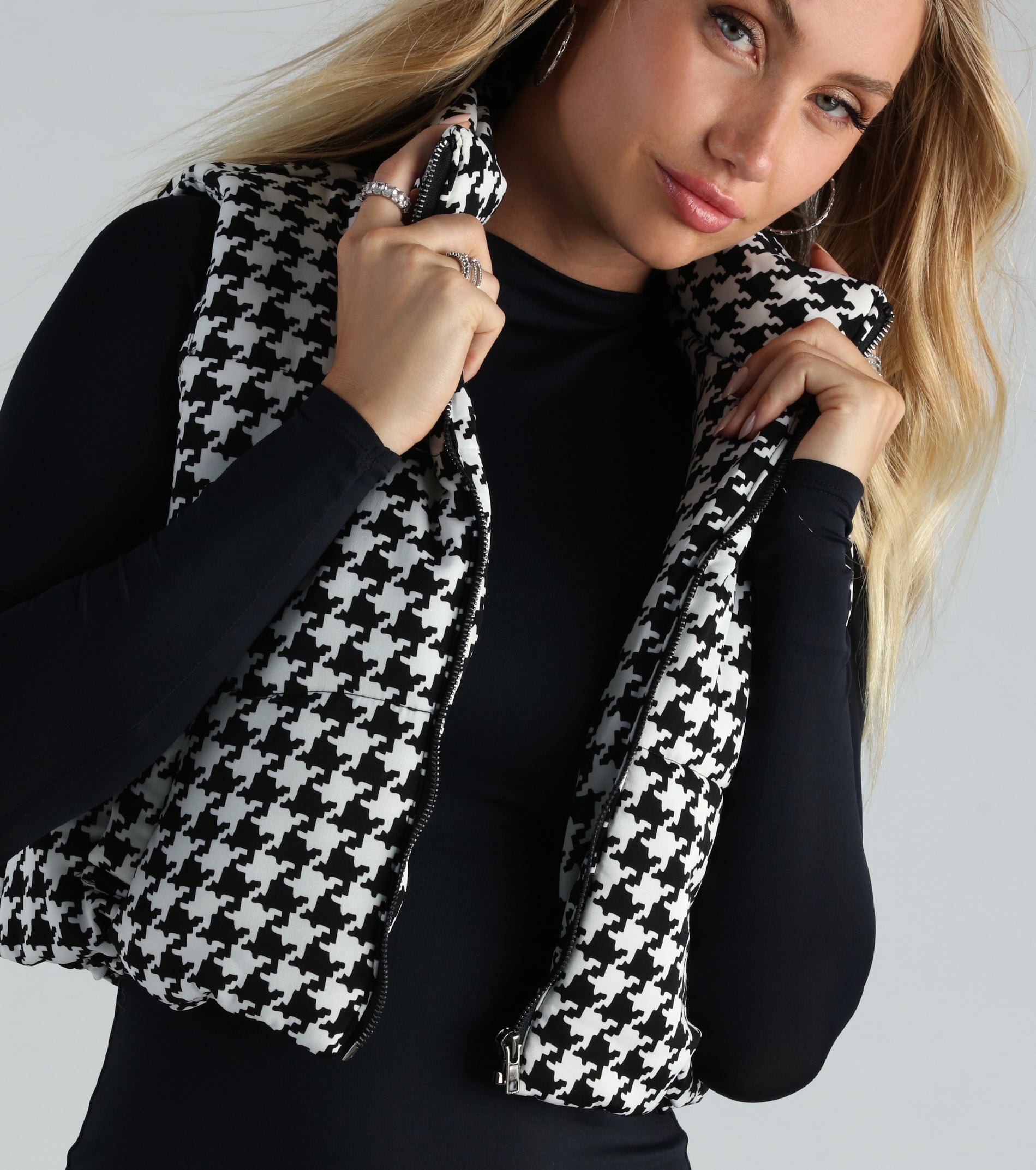 Premium Houndstooth Puffer Vest - Ultimate Winter Style