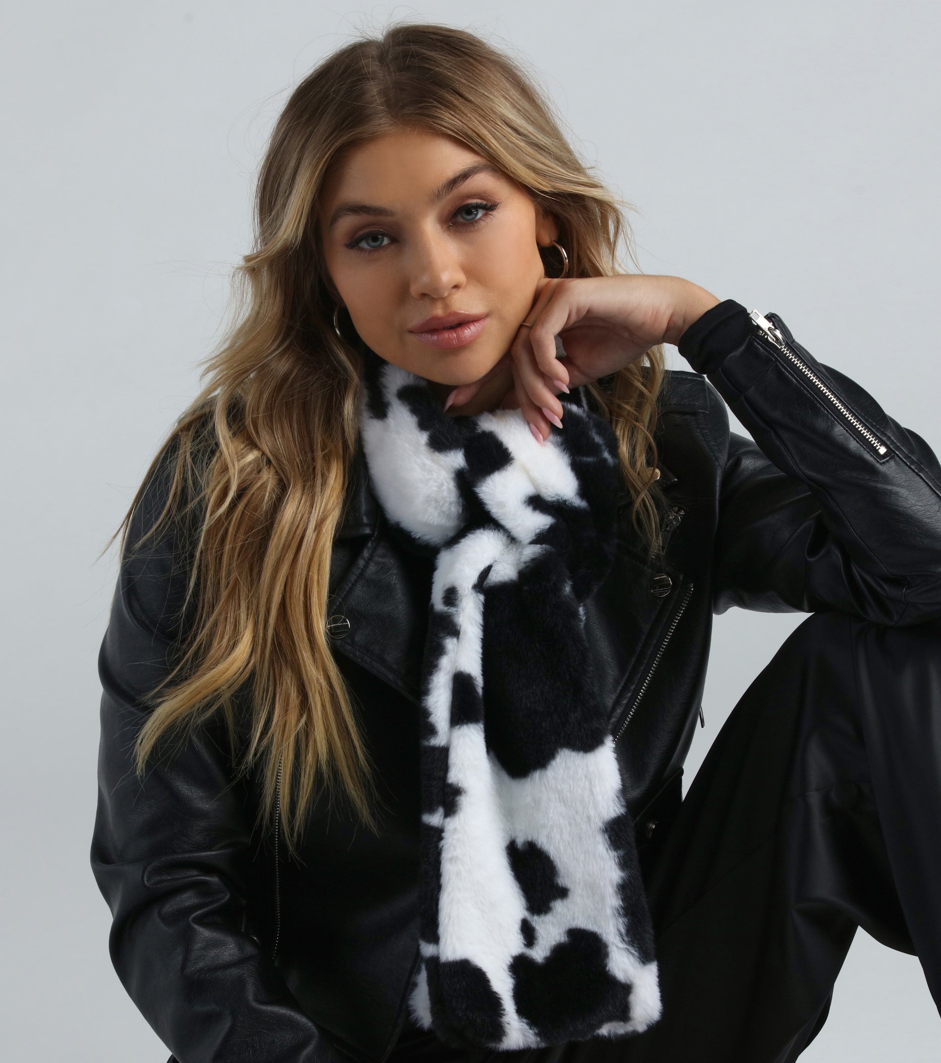 Premium Cow Print Faux Fur Scarf - Ultimate Style Upgrade