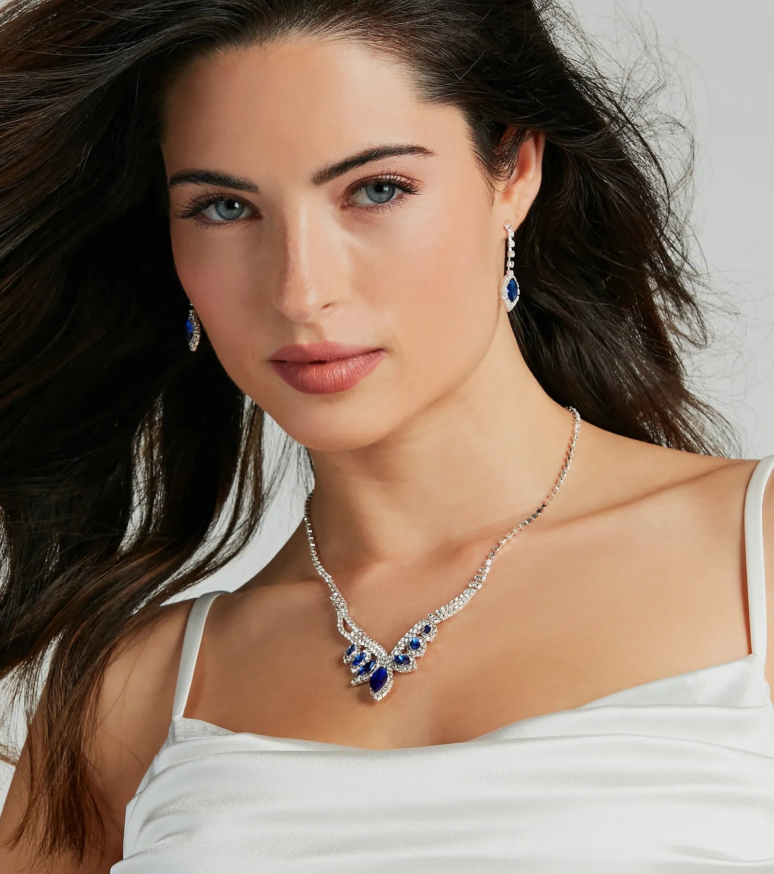 Ultimate Glamour Gemstone Jewelry Set: Necklace & Earrings