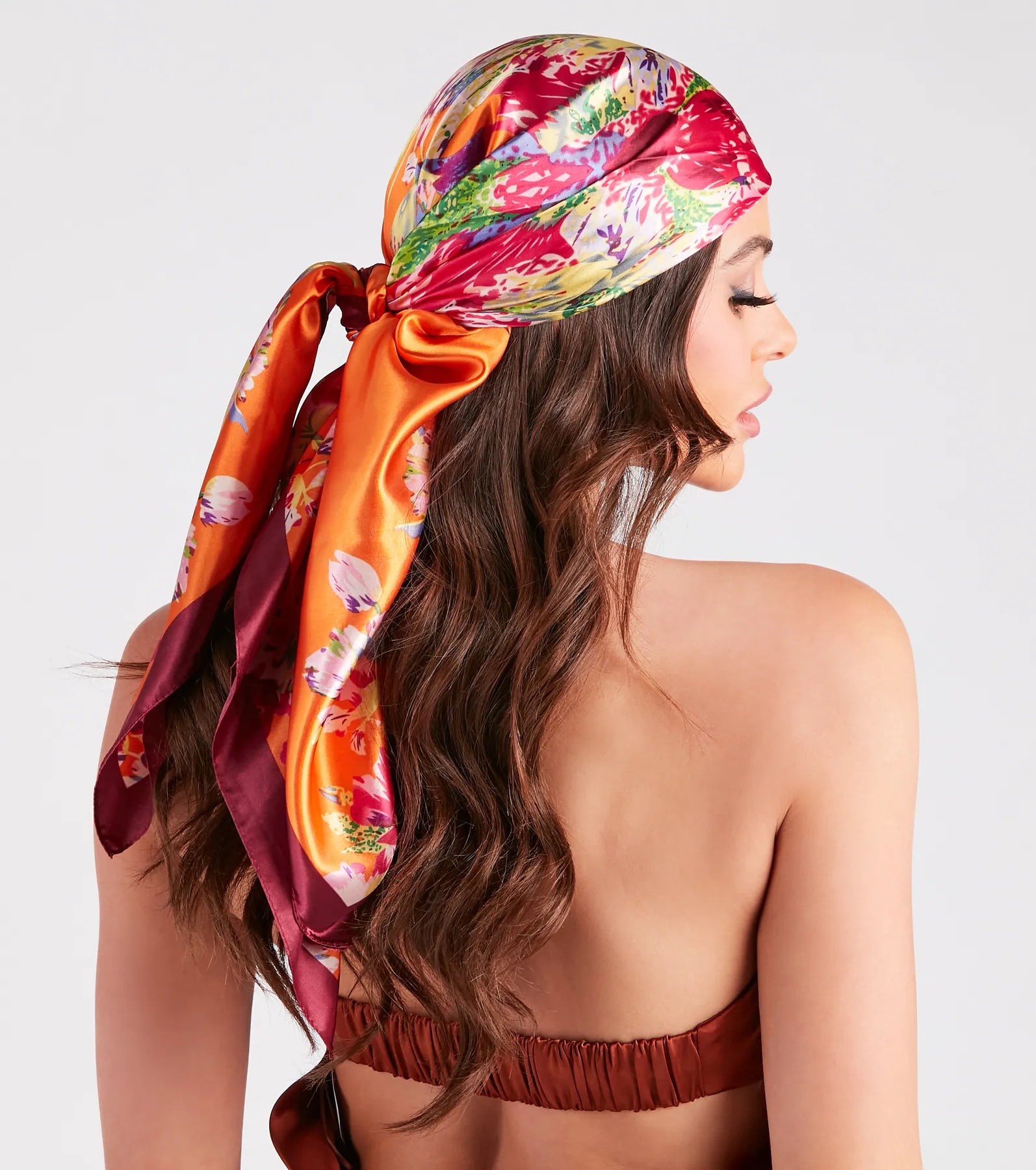 Premium Bloom Silk Scarf - Effortless Elegance