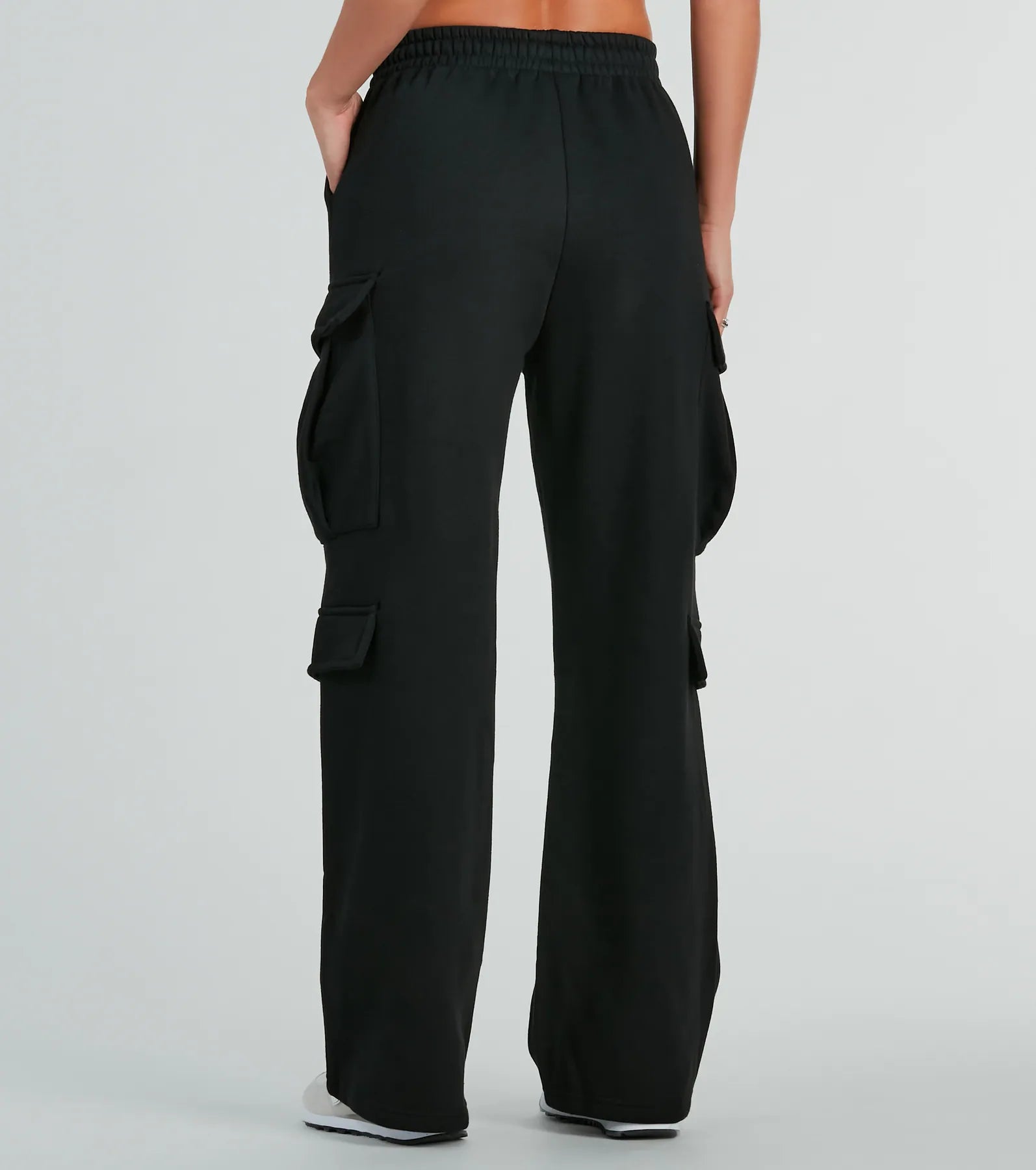 Premium Relaxation Wide-Leg Cargo Sweatpants