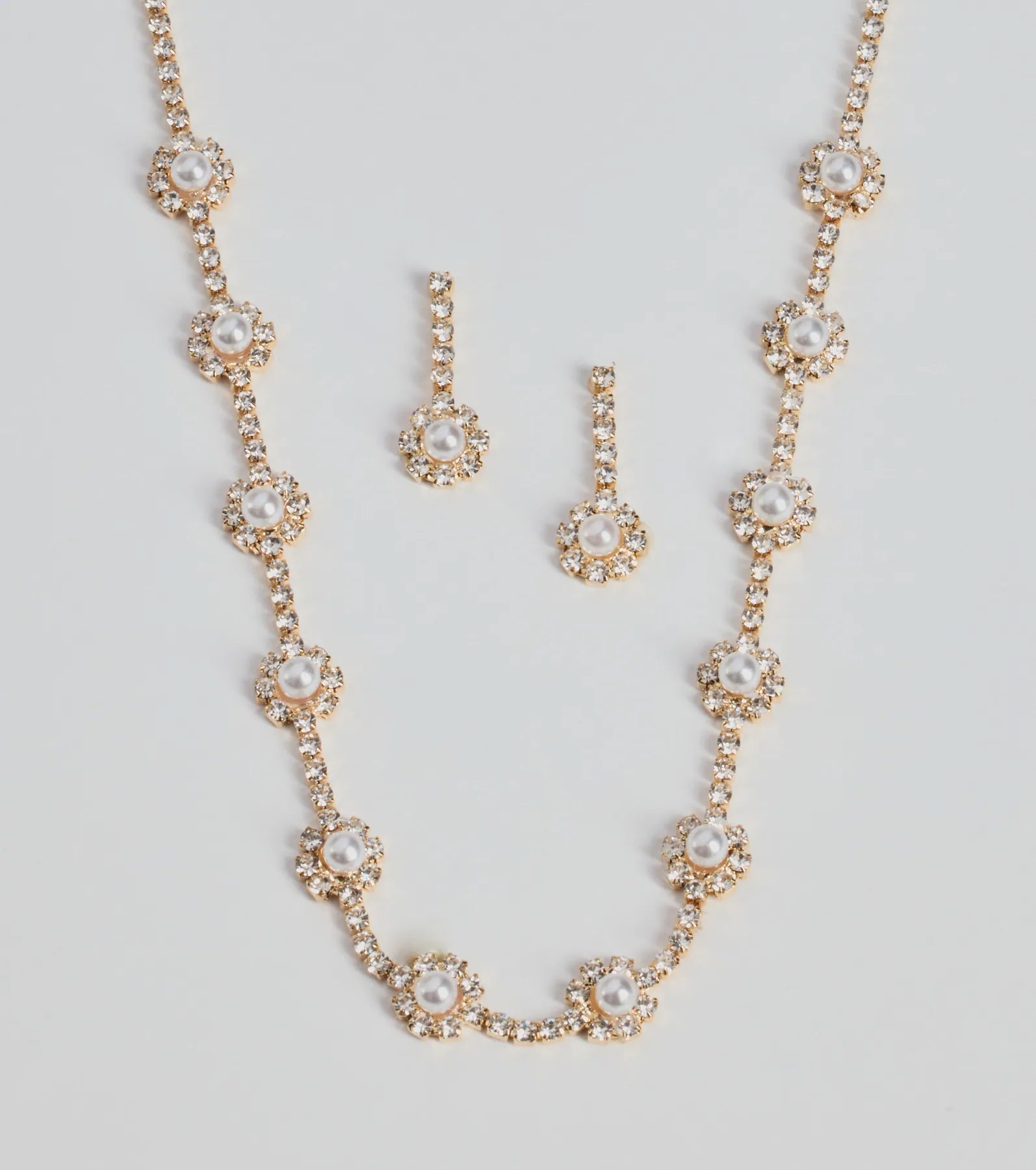 Premium Faux Pearl & Rhinestone Jewelry Set: Necklace & Earrings