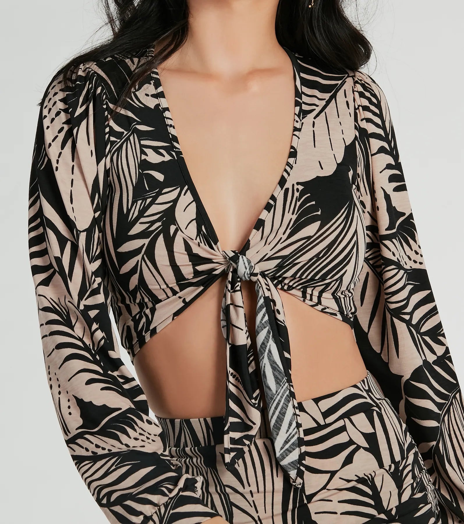 Premium Tropical Paradise Tie-Front Crop Top