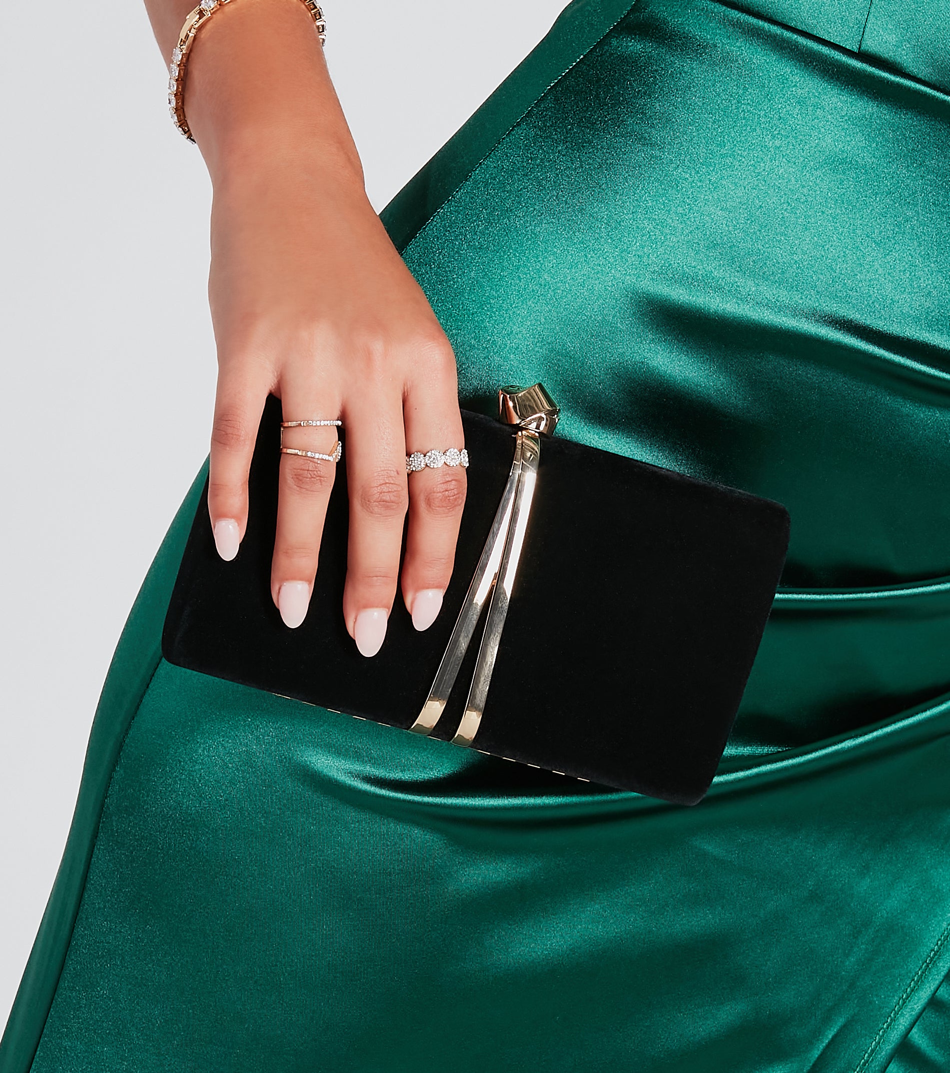 Premium Velvet Box Clutch - Luxe Muse Edition