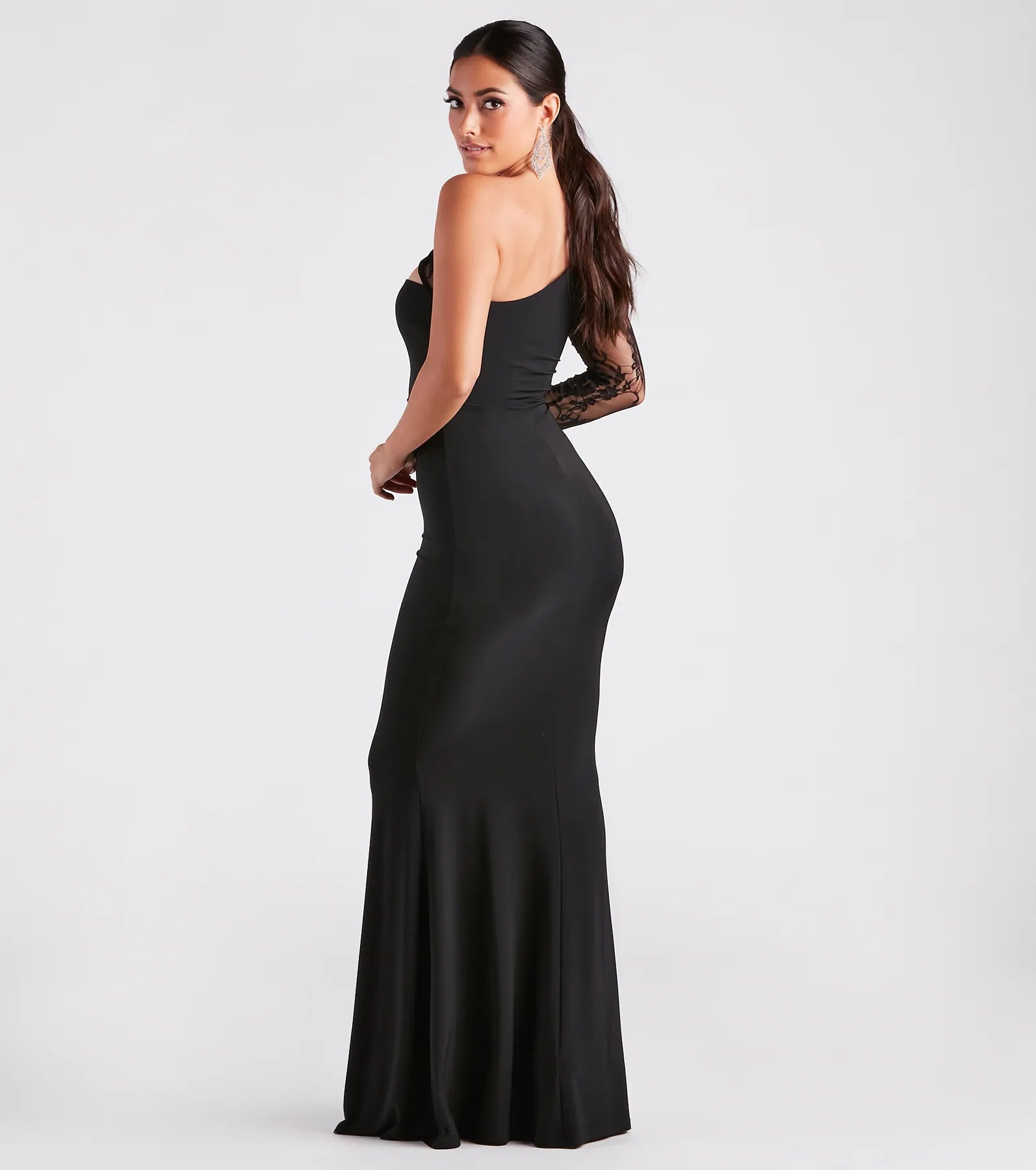 Premium Magnolia Lace One-Shoulder Mermaid Gown