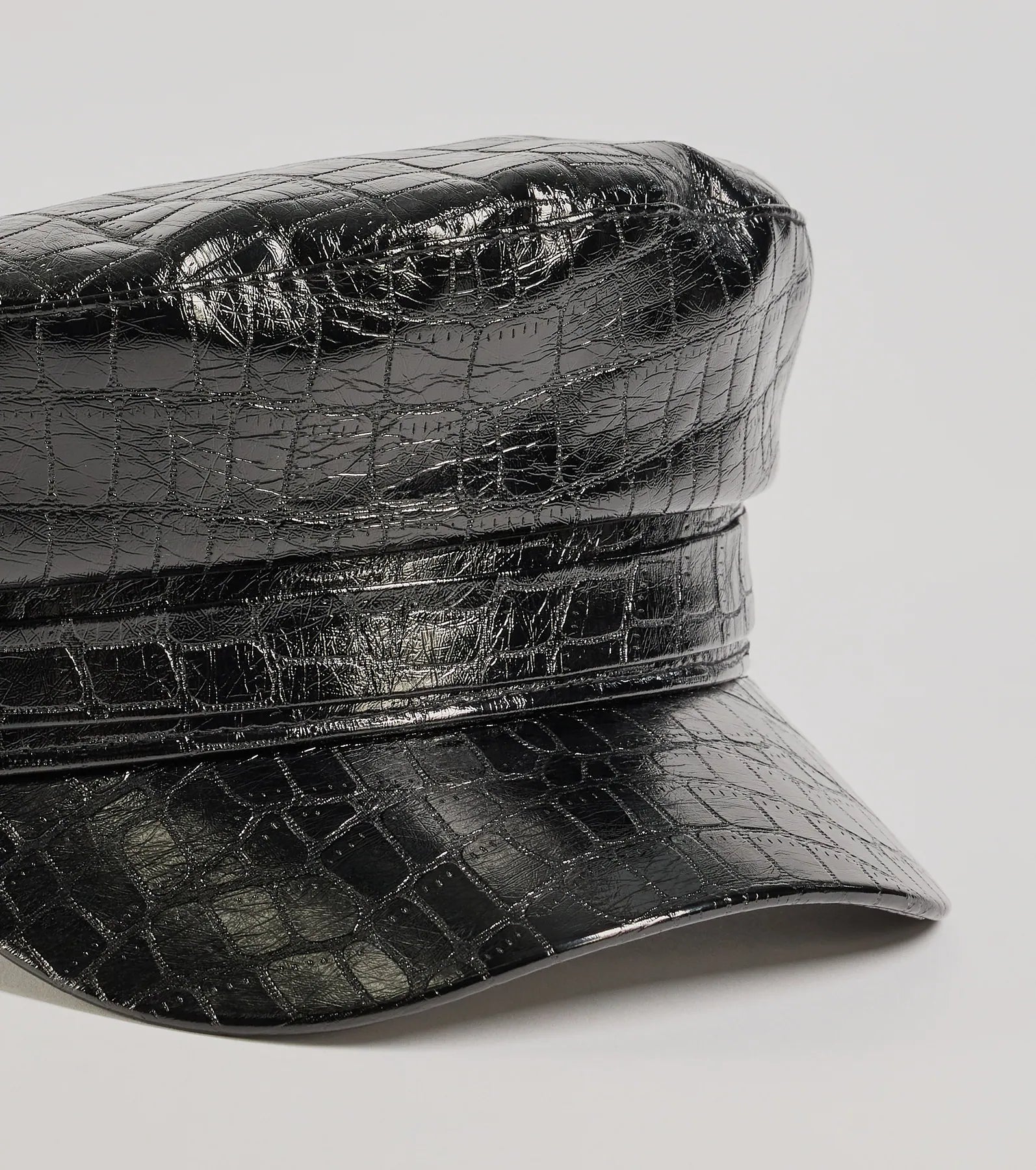 Premium Croc-Embossed Cabbie Hat - Sleek & Stylish