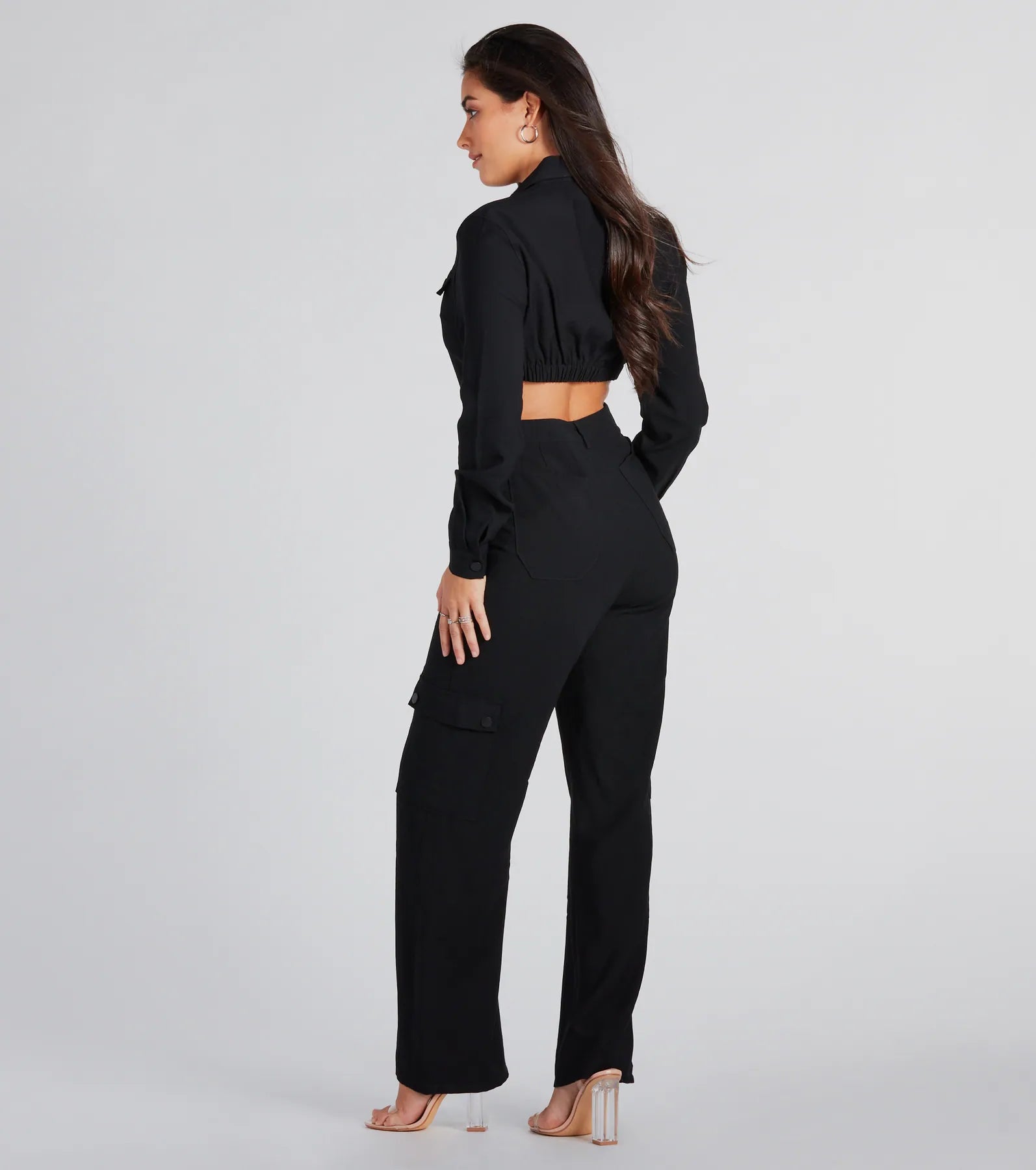 Ultimate Open-Back Jumpsuit: Chic & Versatile