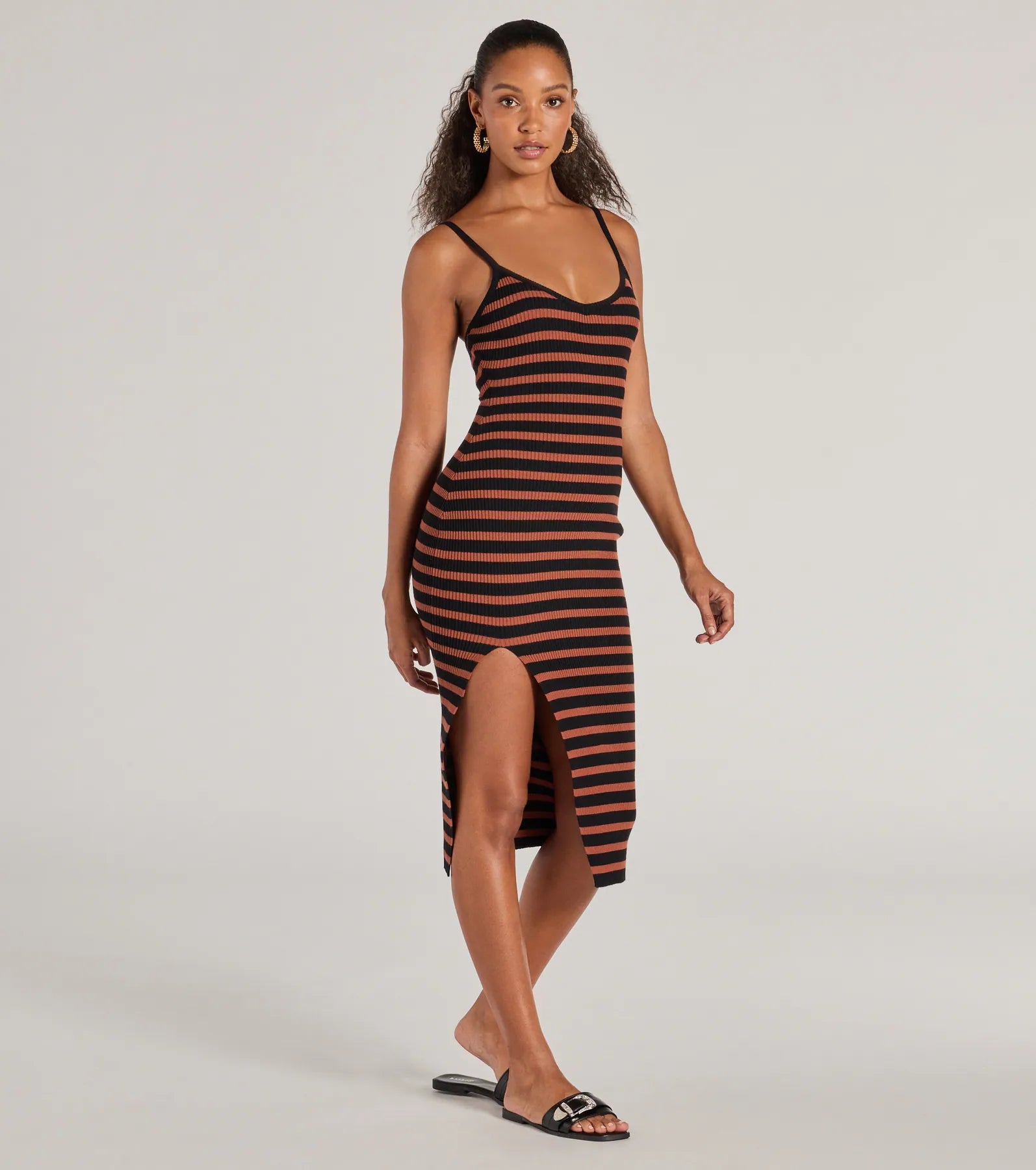 Ultimate Chic Ribbed Knit Midi Dress - Trendy & Versatile