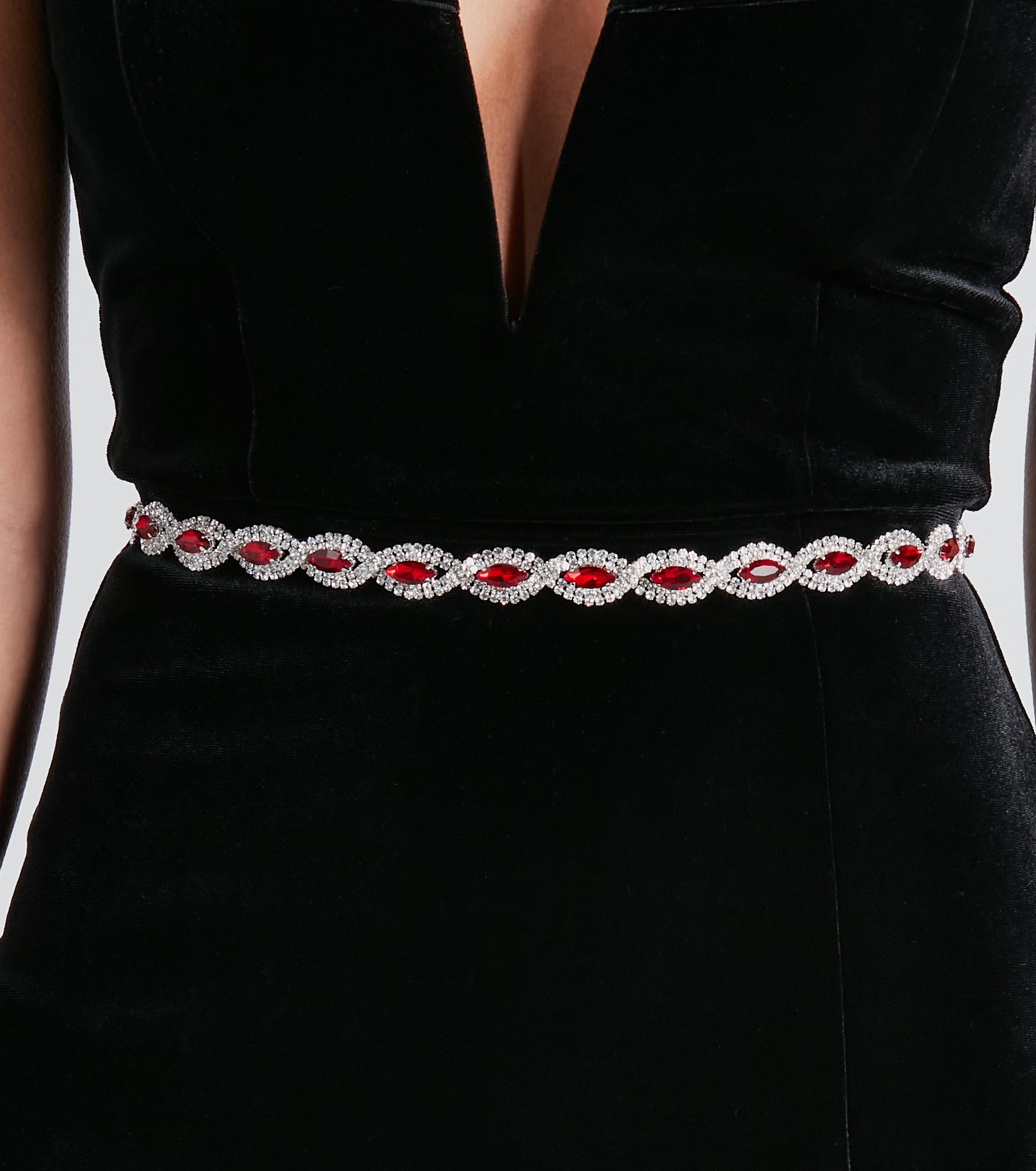 Premium Glimmering Gemstone Infinity Belt - Ultimate Elegance