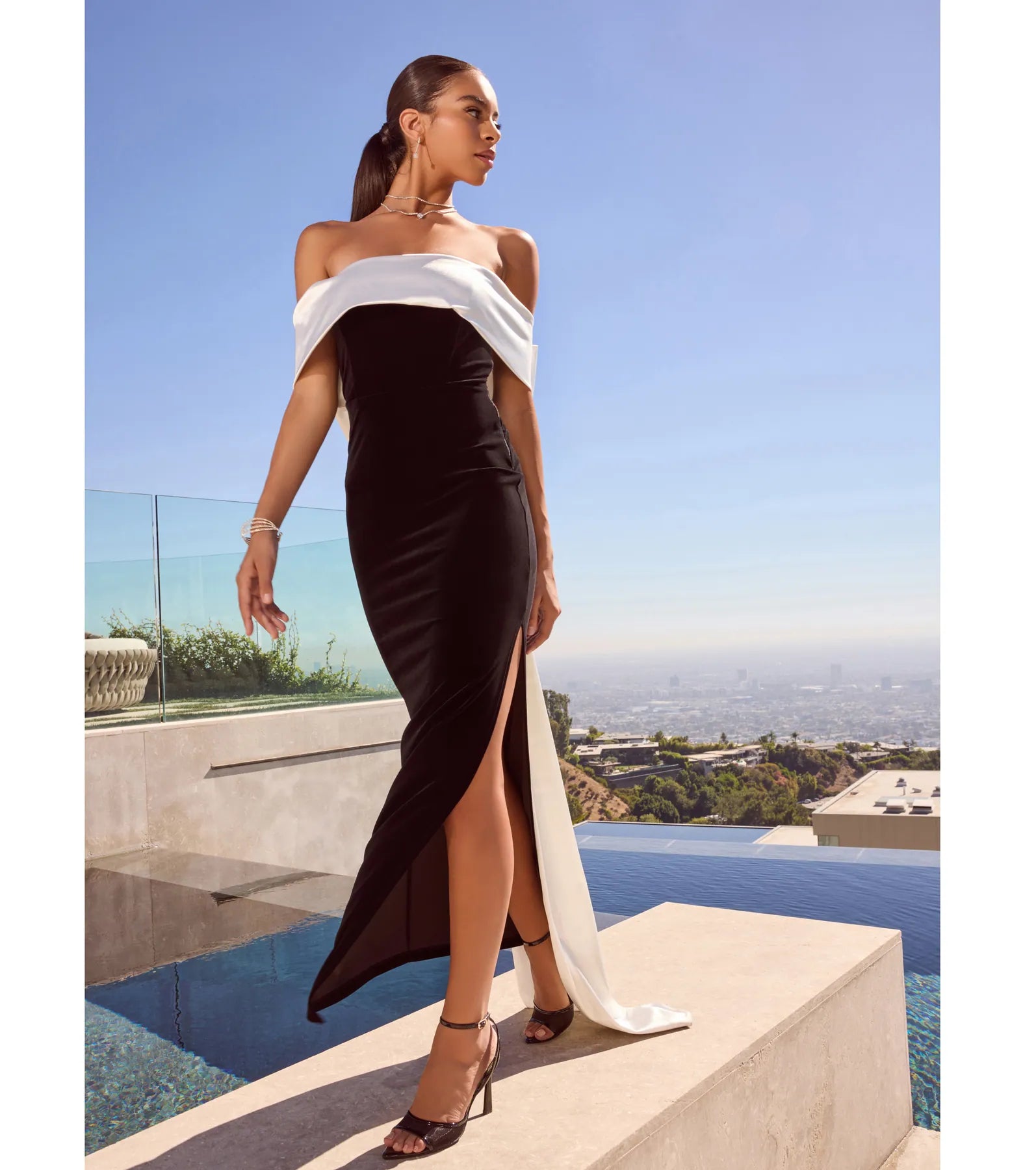 Premium Verona Velvet Formal Dress with Bow Back