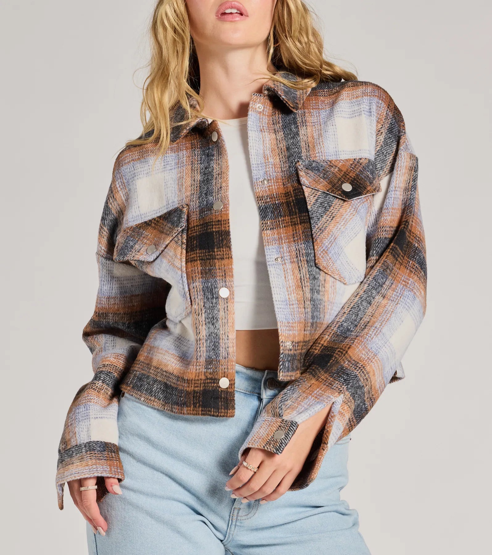 Premium Plaid Cropped Shacket - Ultimate Fall Essential