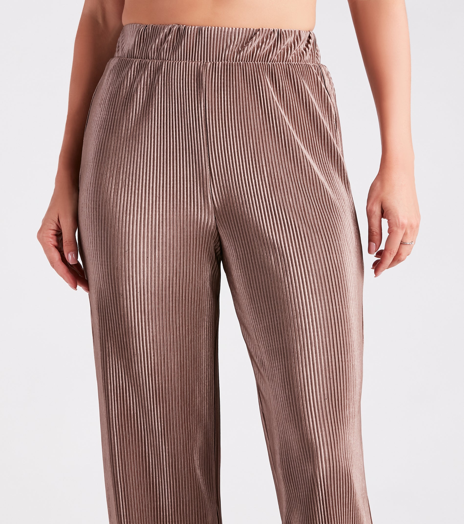 Premium Wide-Leg Pleated Pants for Work & Play