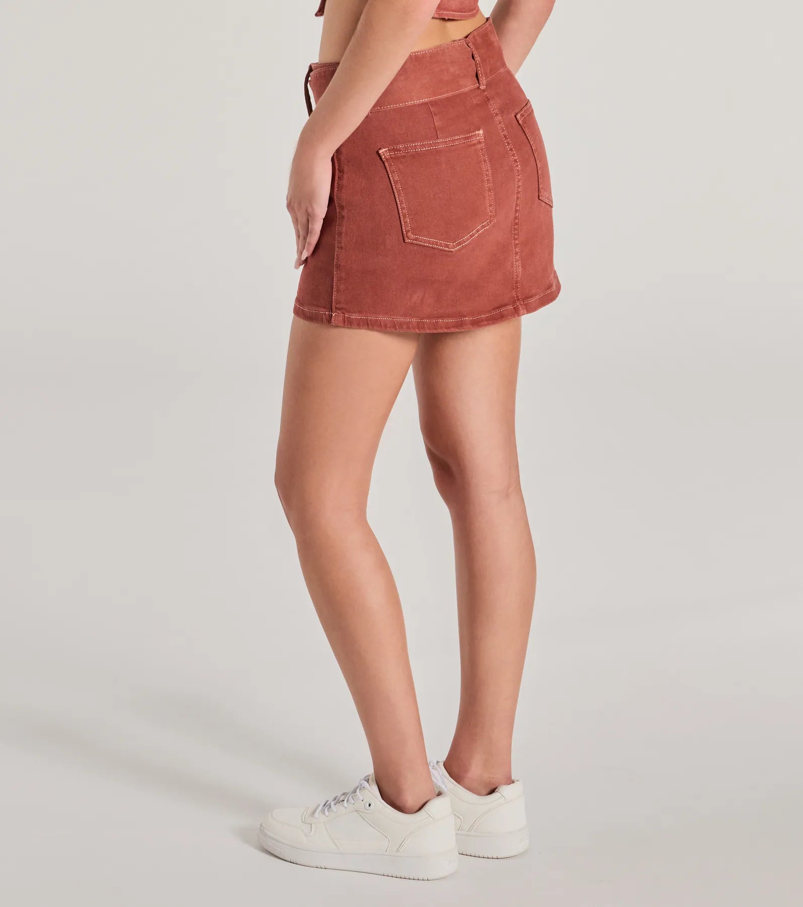 Premium Cool Mid-Rise Belted Denim Skort – Trendy & Versatile