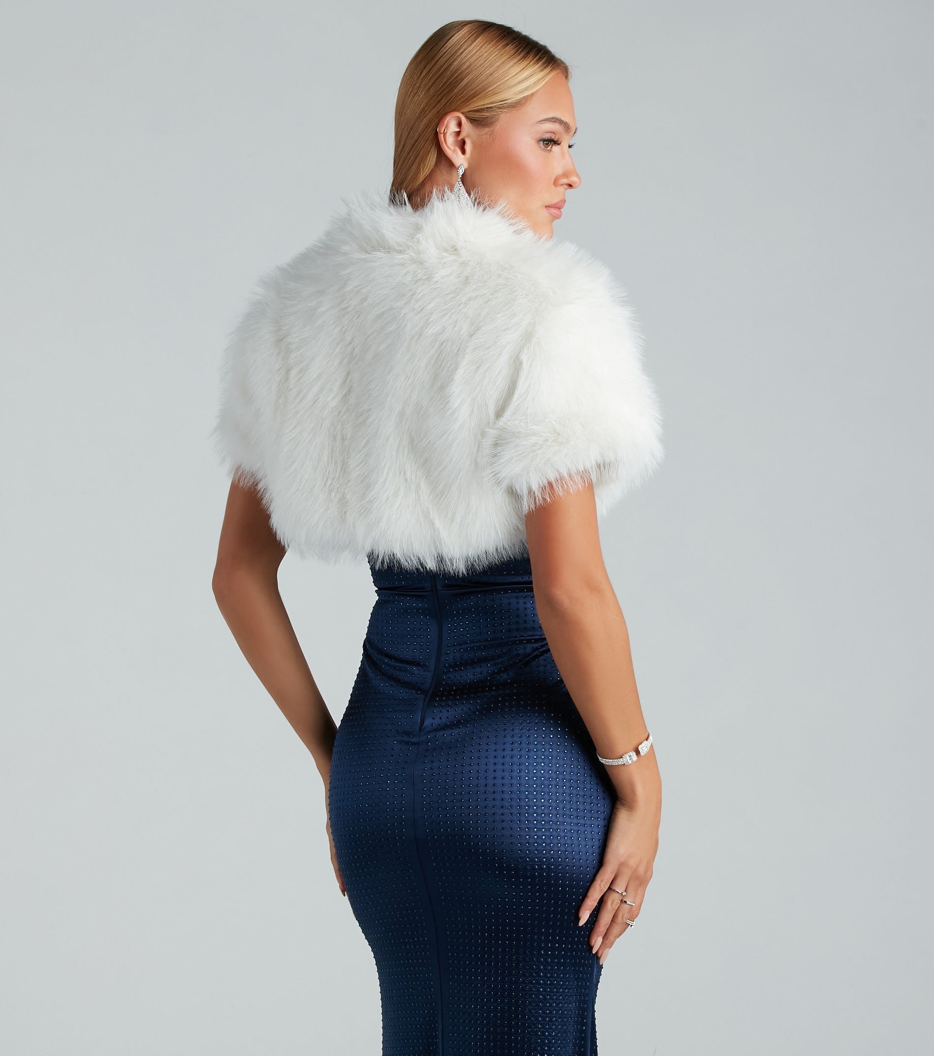 Premium Princess Faux Fur Bolero - Ultimate Elegance