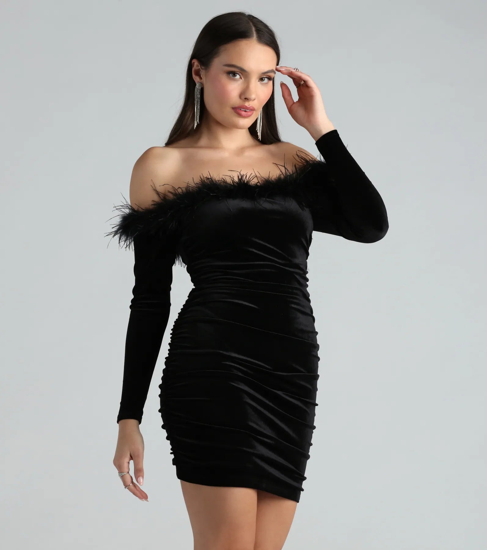 Ultimate Jayla Velvet Marabou Off-The-Shoulder Party Dress