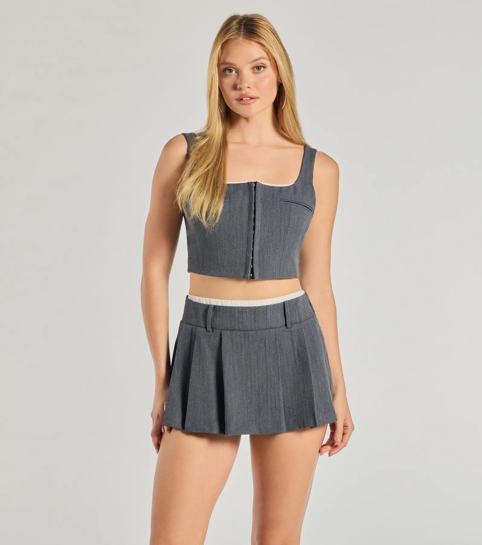 Ultimate Casual Pleated Mini Skort - Premium Style & Comfort