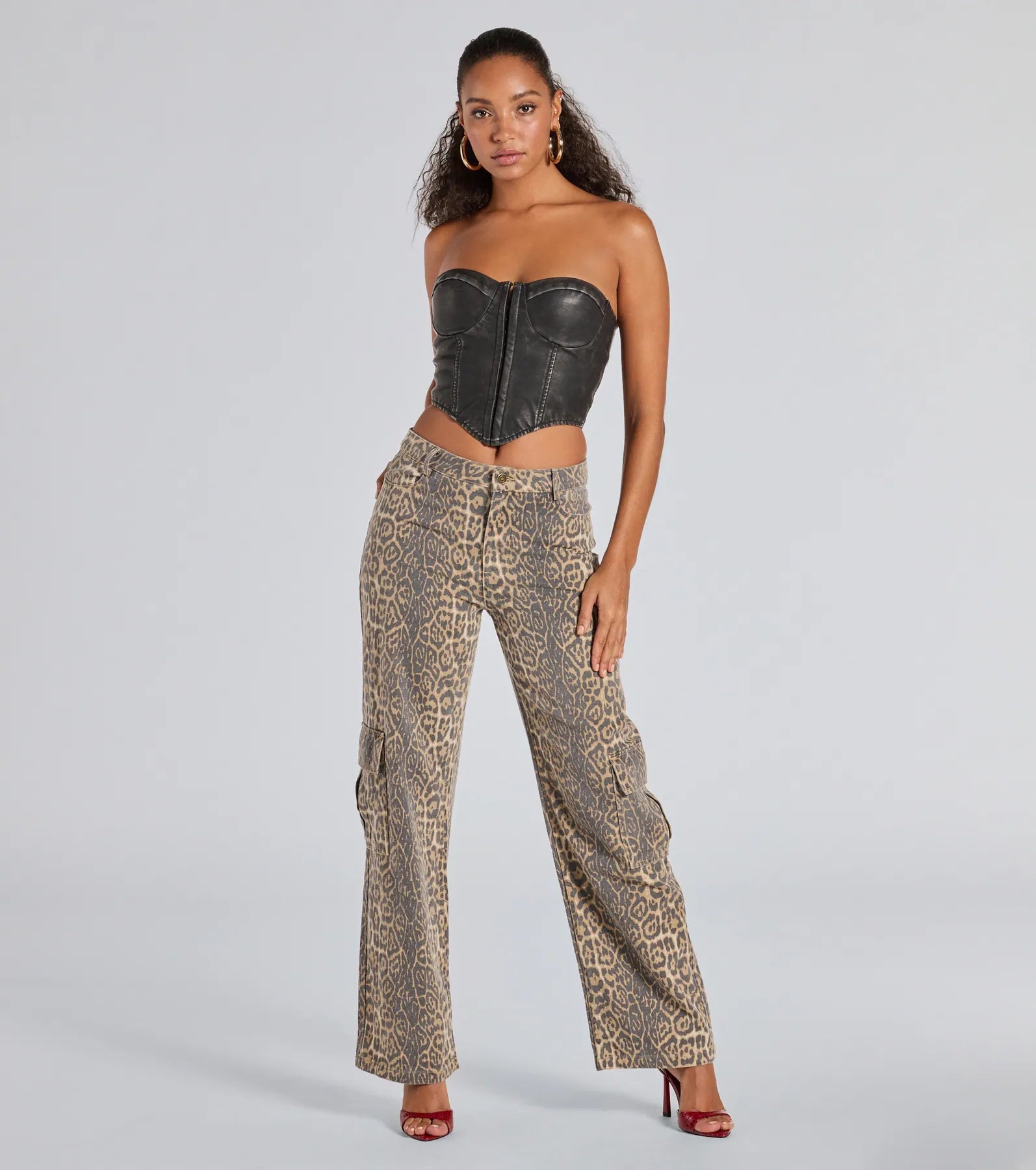 Ultimate It-Girl Leopard Print Cargo Jeans - Effortlessly Cool