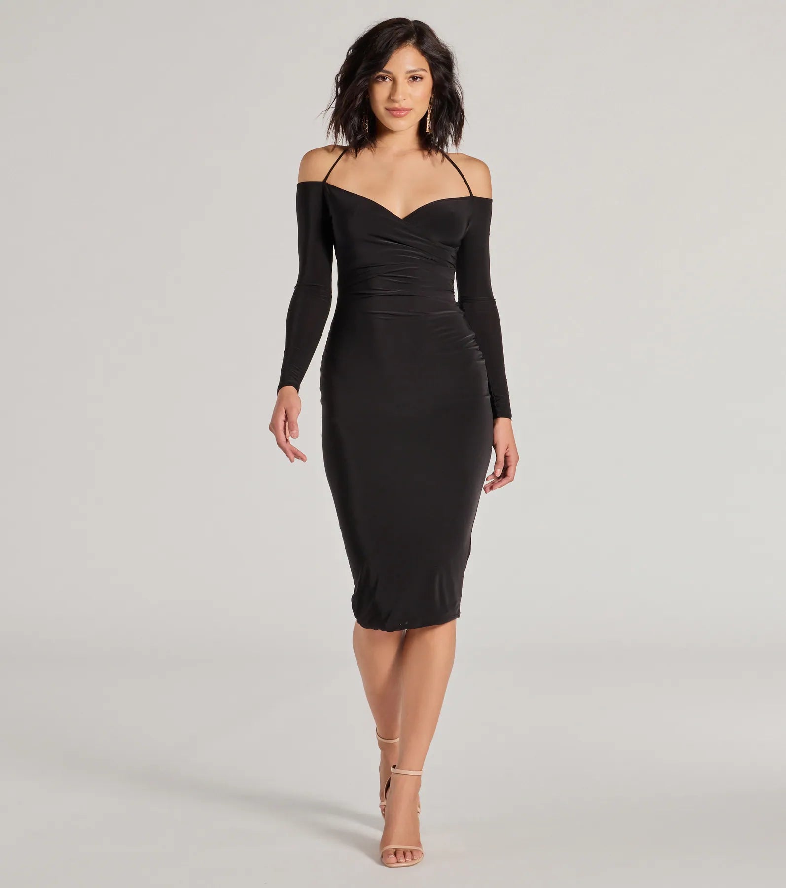 Ultimate Pose Long Sleeve Halter Midi Dress - Trendy & Elegant