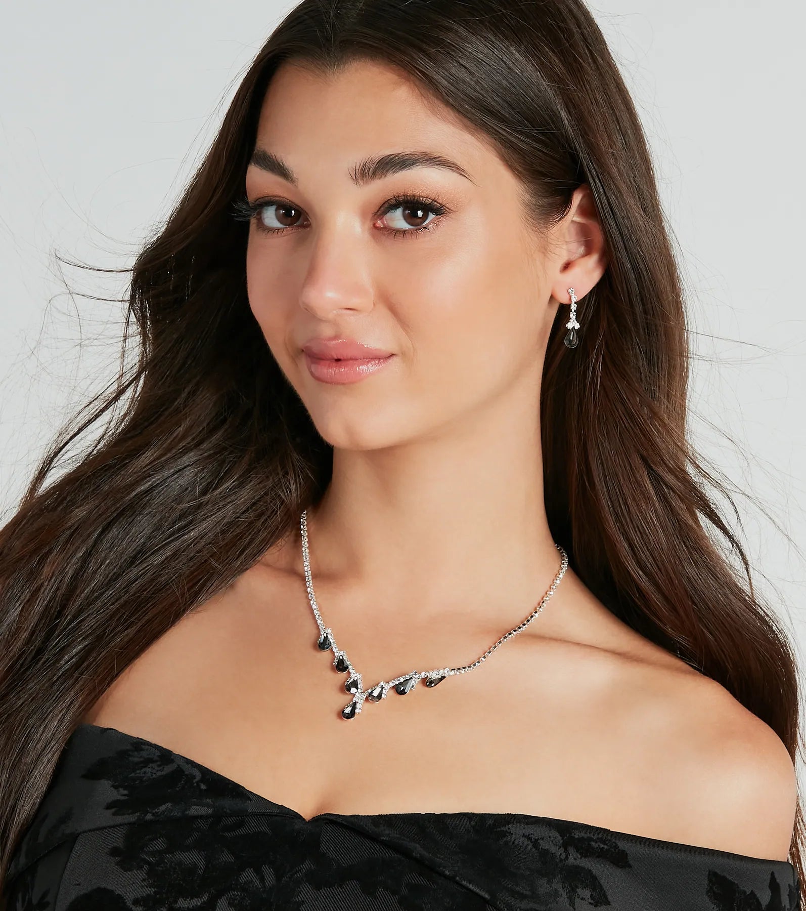 Premium Luxe Era Gemstone Jewelry Set - Necklace & Earrings