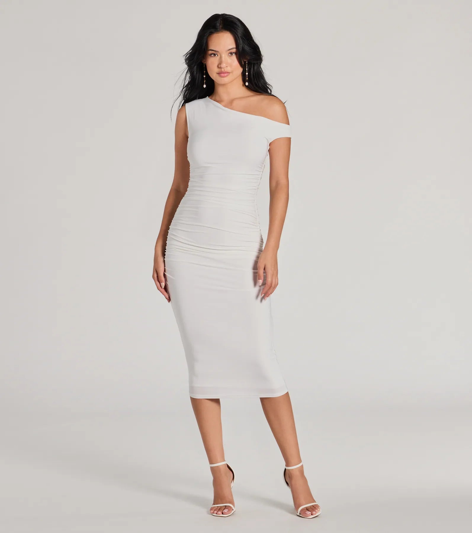 Ultimate Elegance Off-Shoulder Ruched Midi Dress - Perfect for Every Occasion