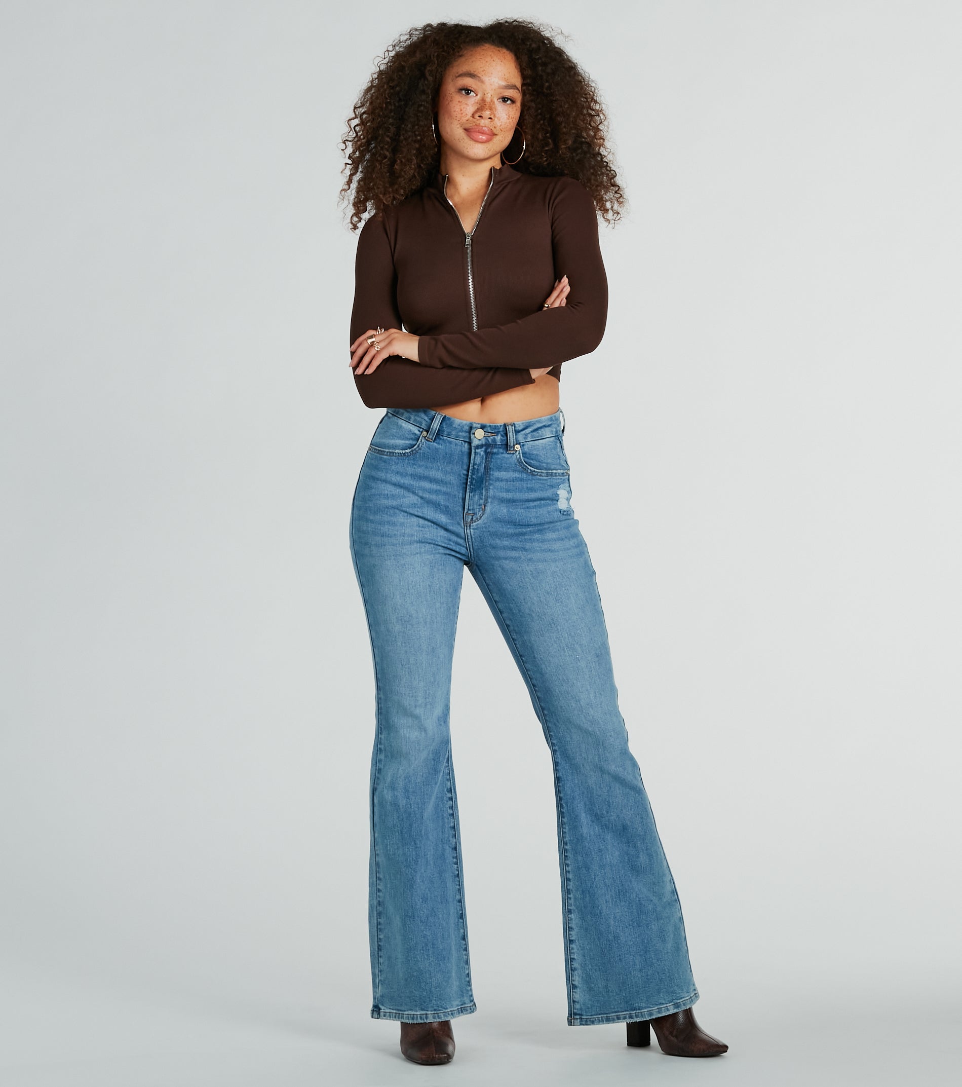 Ultimate Sporty Zipper Crop Top - Seamless & Stretchy