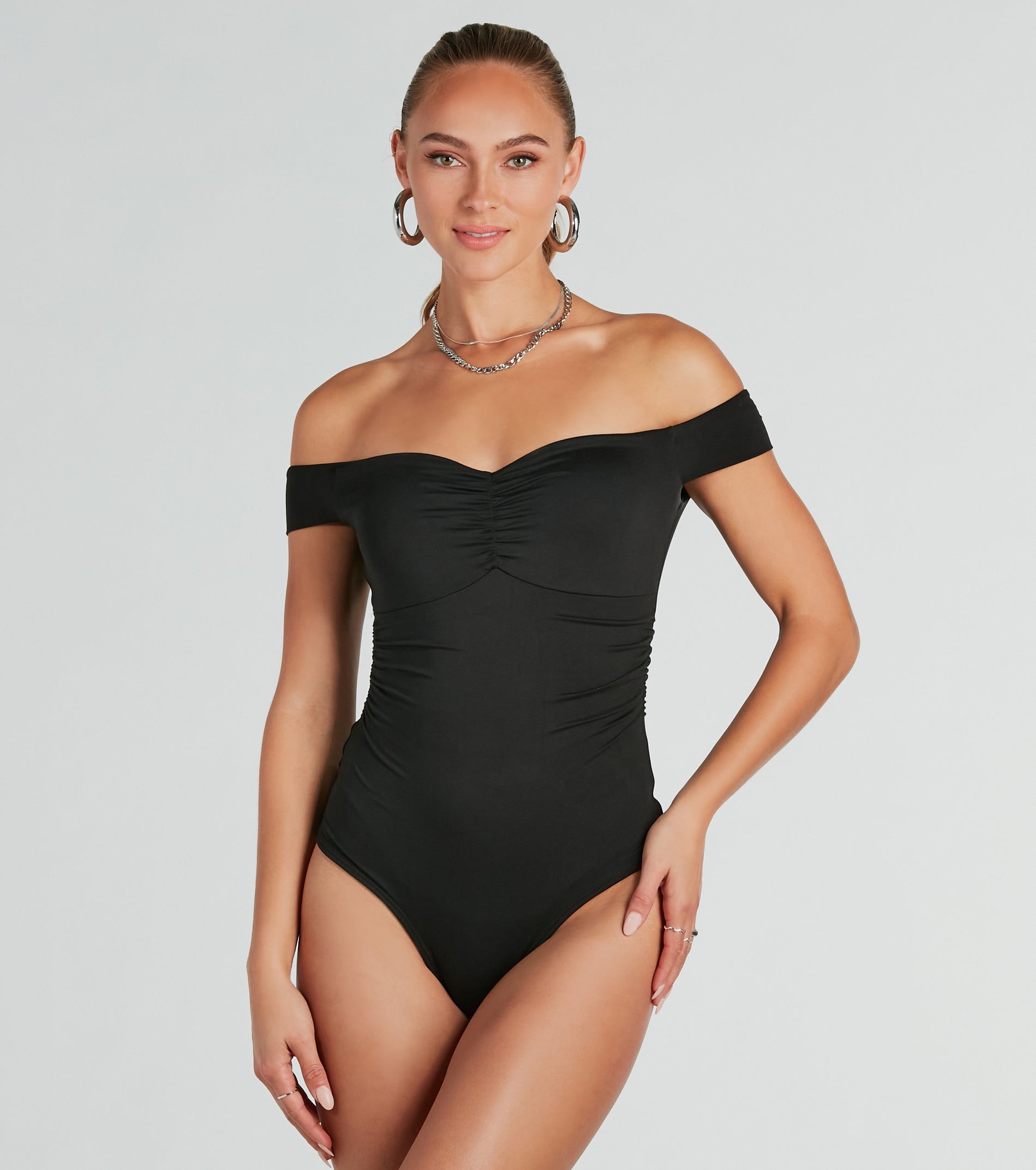 Ultimate Off-The-Shoulder Bodysuit – Ready for Any Chic Adventure