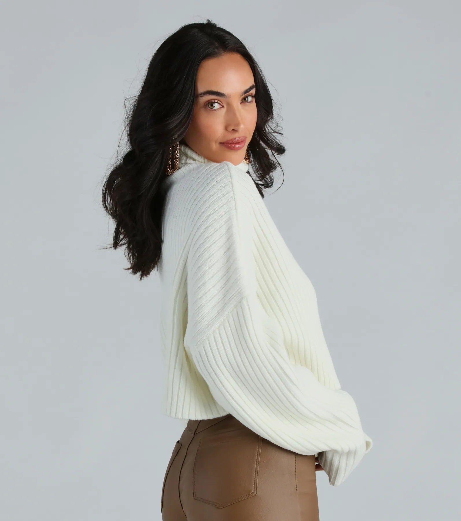 Premium Cozy Turtleneck Crop Sweater - Ultimate Cold Weather Style