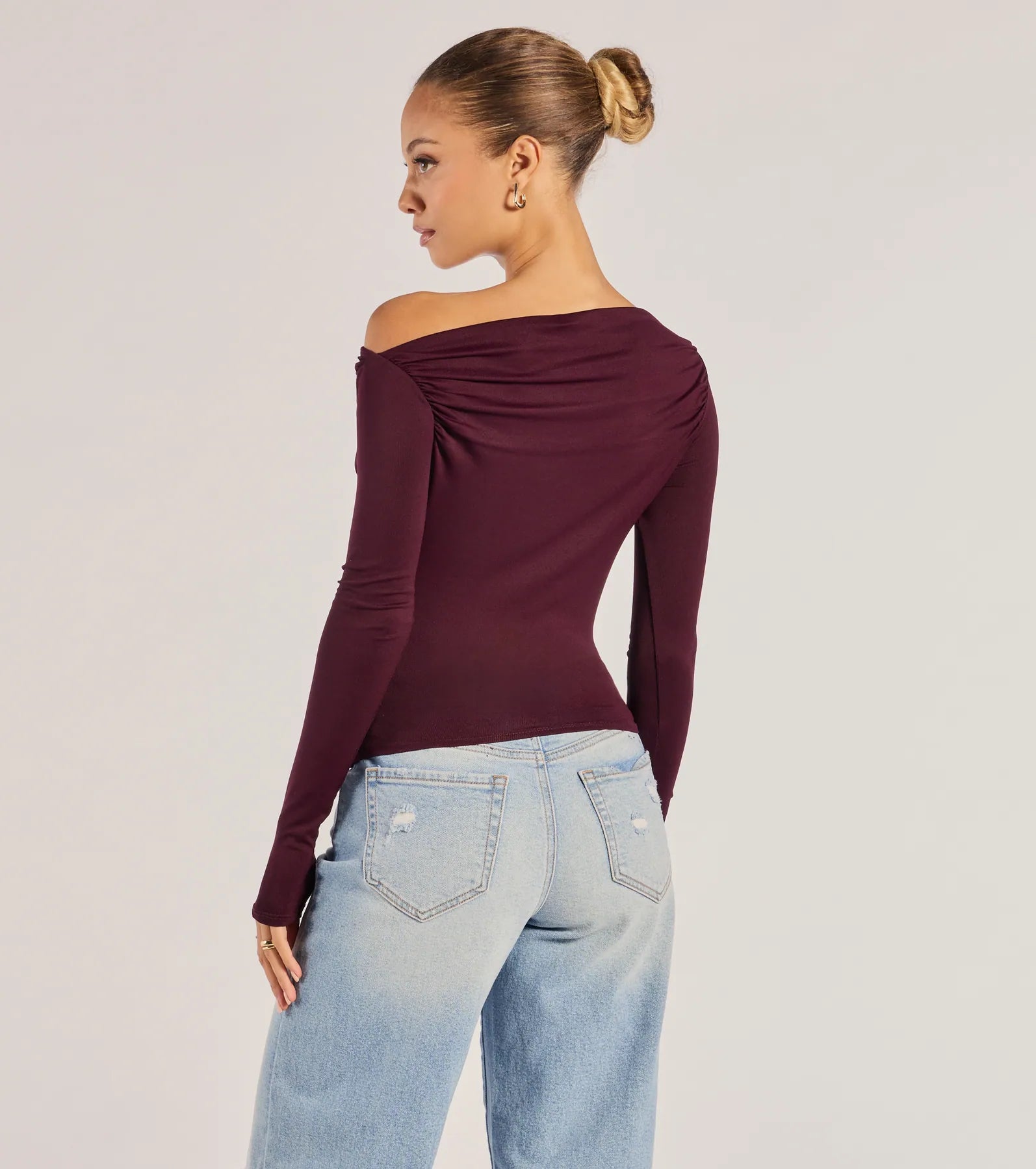 Premium Off-The-Shoulder Long Sleeve Top - Ultimate Casual Chic