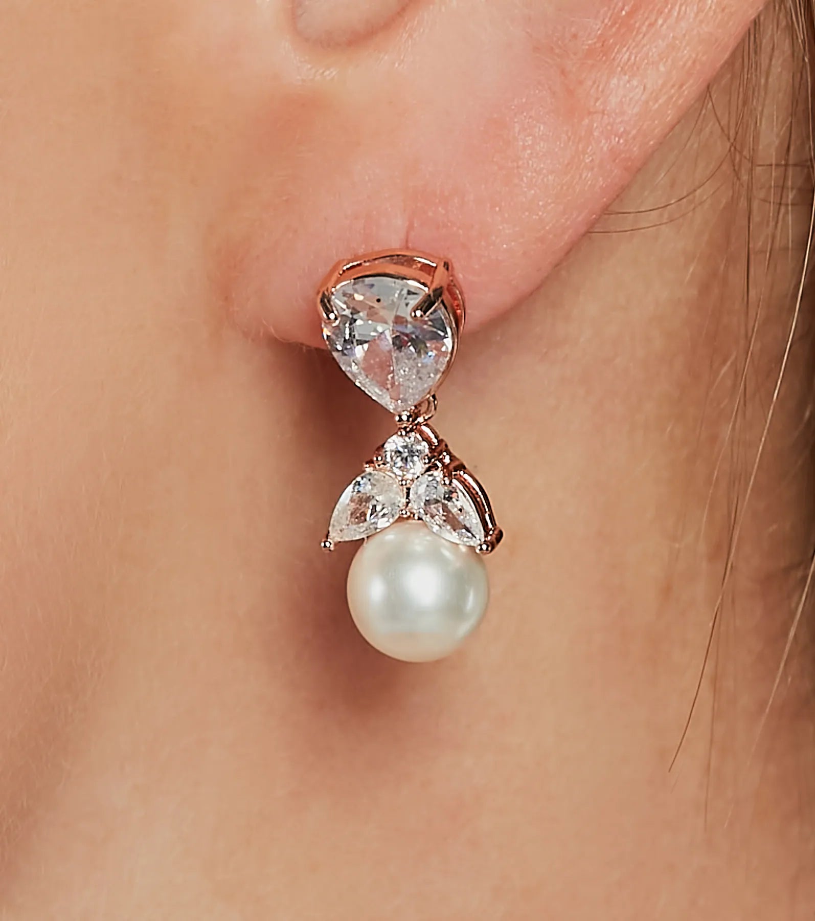 Premium Luxe Aura Cubic Zirconia & Pearl Drop Earrings - Ultimate Elegance