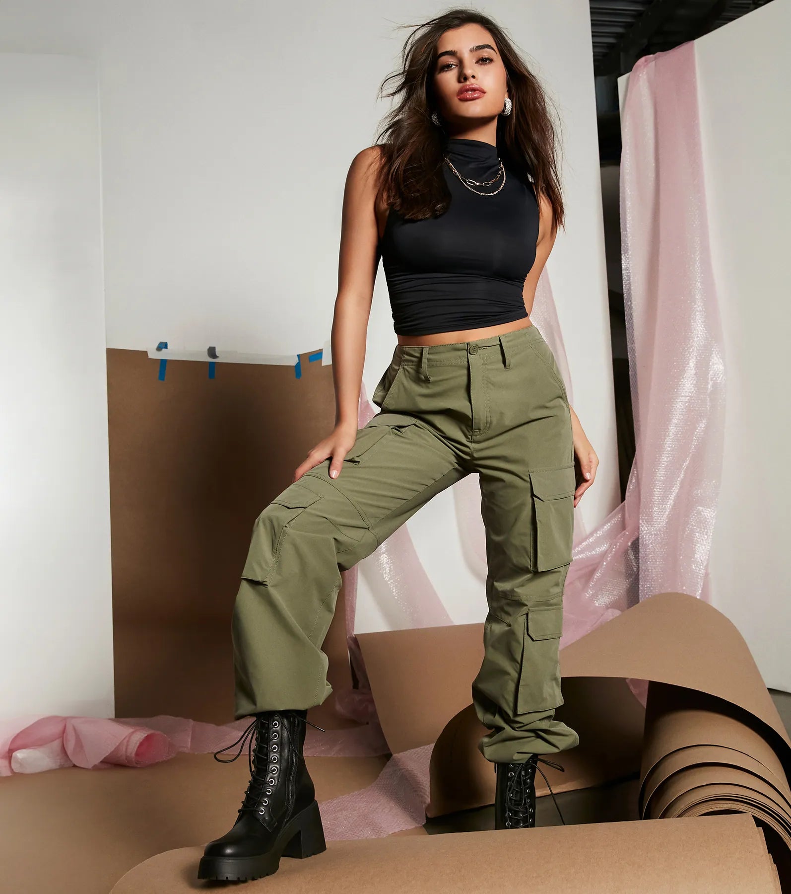 Ultimate High-Rise Cargo Pants - Stylish & Functional