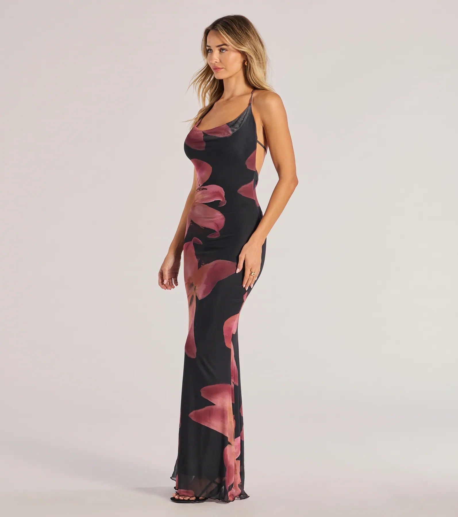 Premium Floral Elegance Mesh Maxi Dress