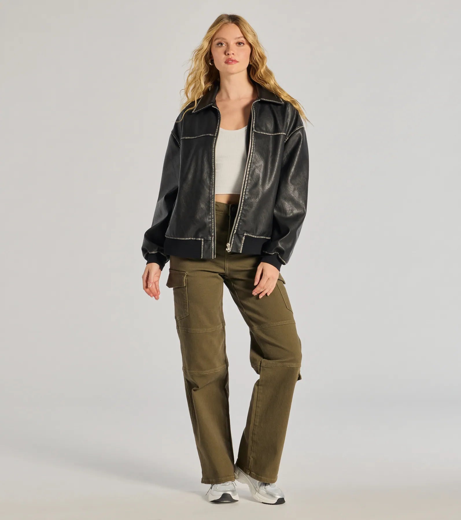 Ultimate High-Rise Cargo Pants – Upgrade Your Style